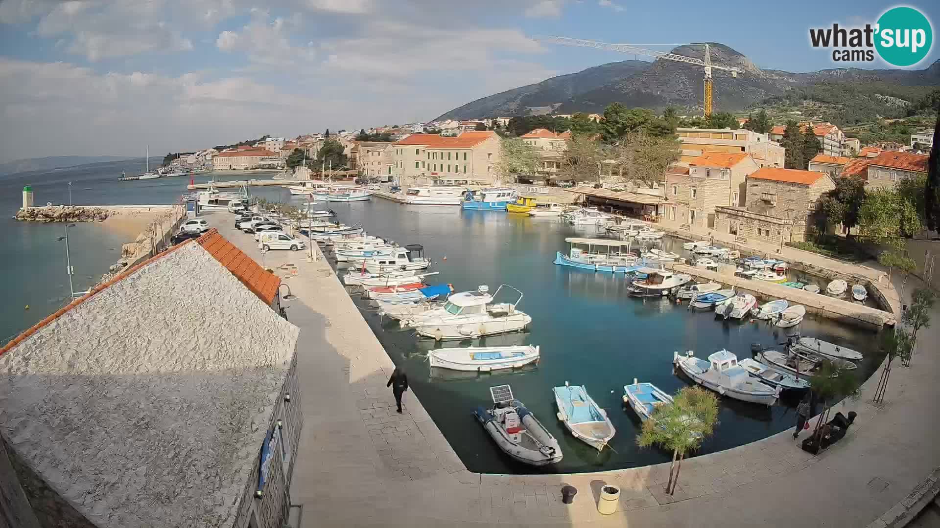 Webcam Bol Harbour – Live View of Bol Riva & Marina