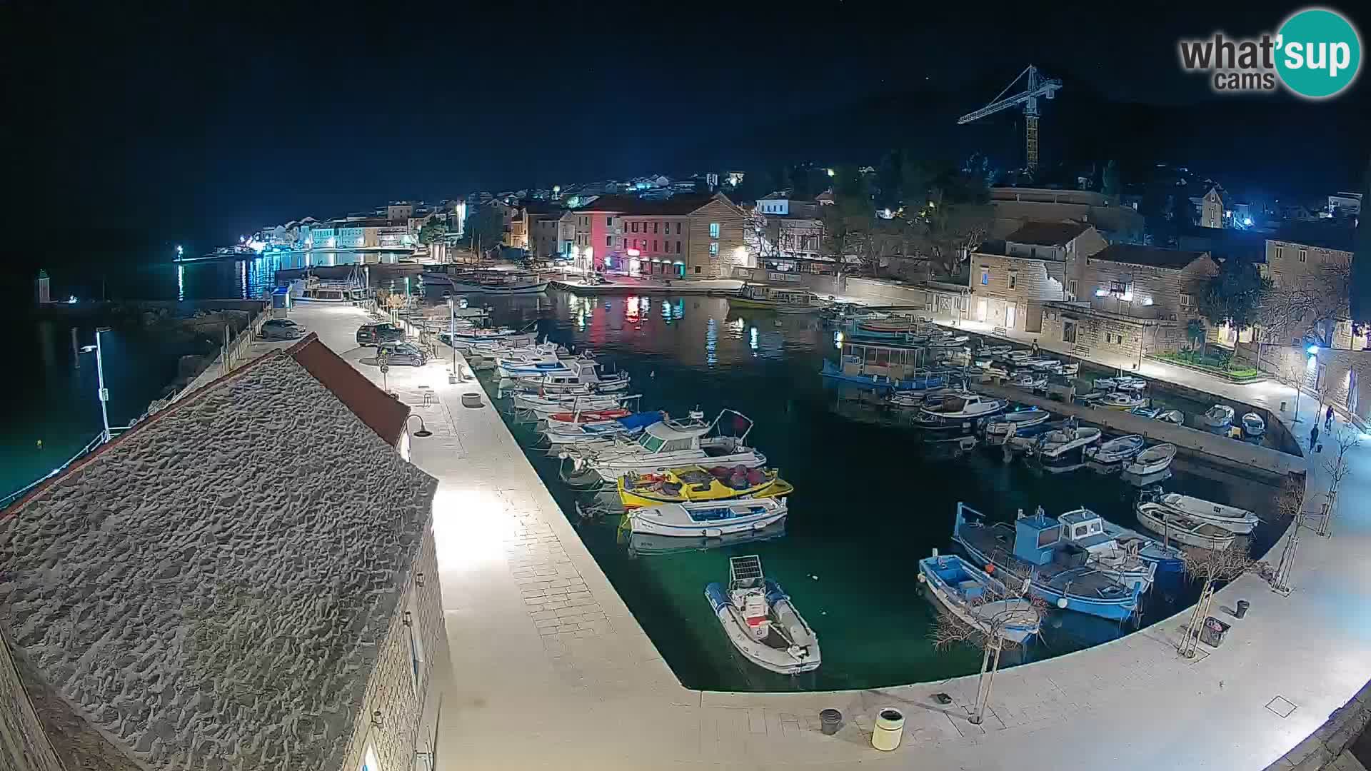 Webcam Bol Harbour – Live View of Bol Riva & Marina