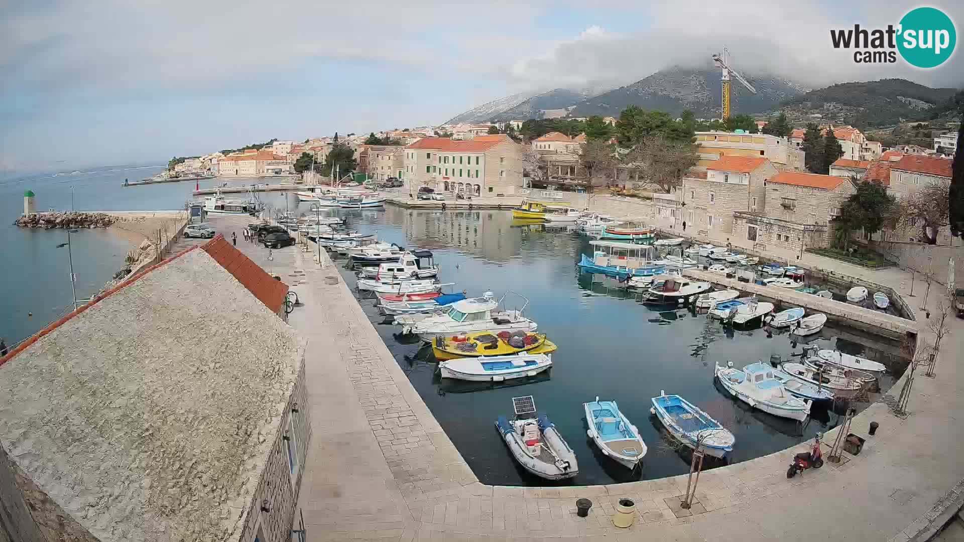 Webcam Bol Harbour – Live View of Bol Riva & Marina