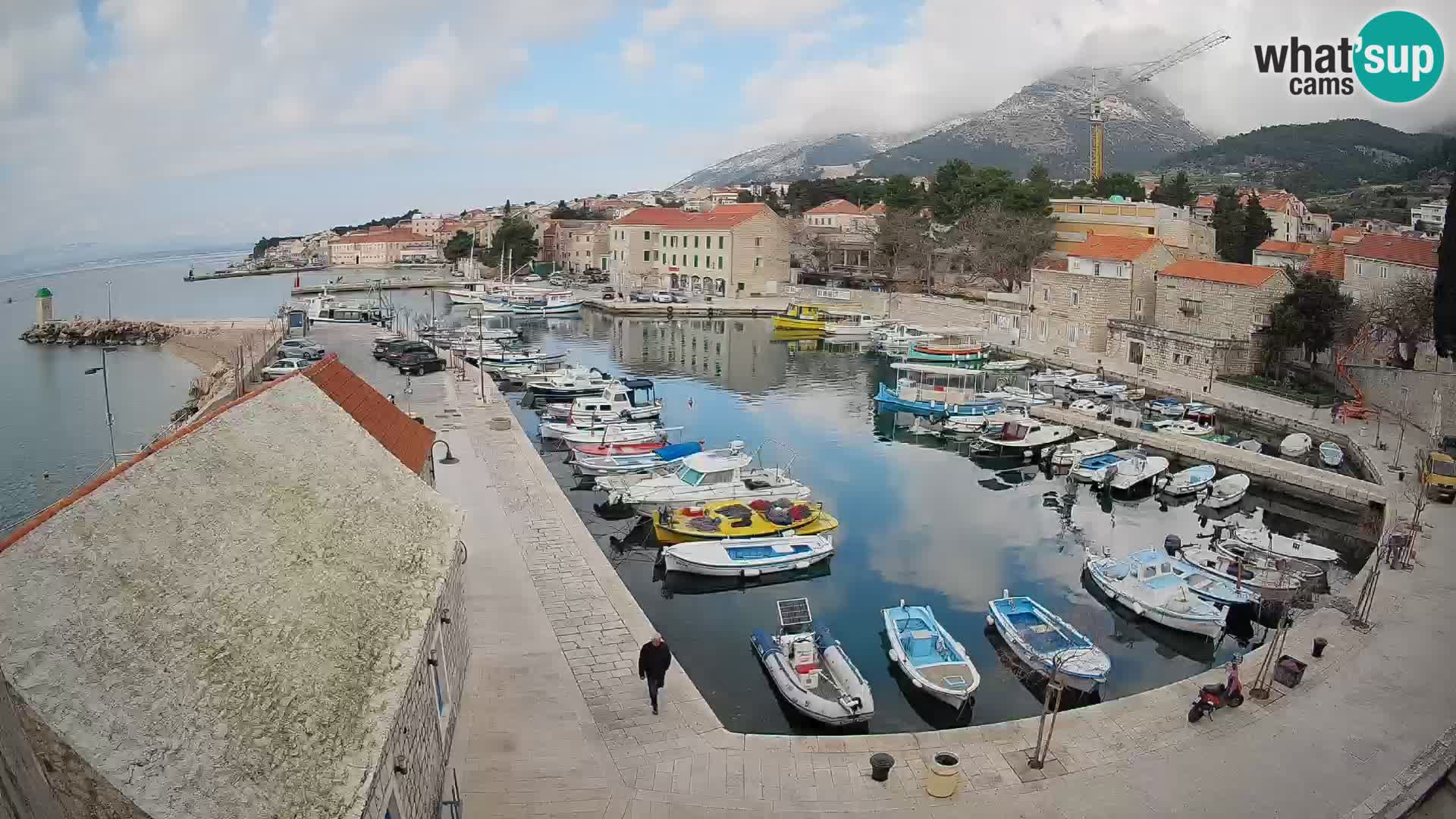 Webcam Bol Harbour – Live View of Bol Riva & Marina