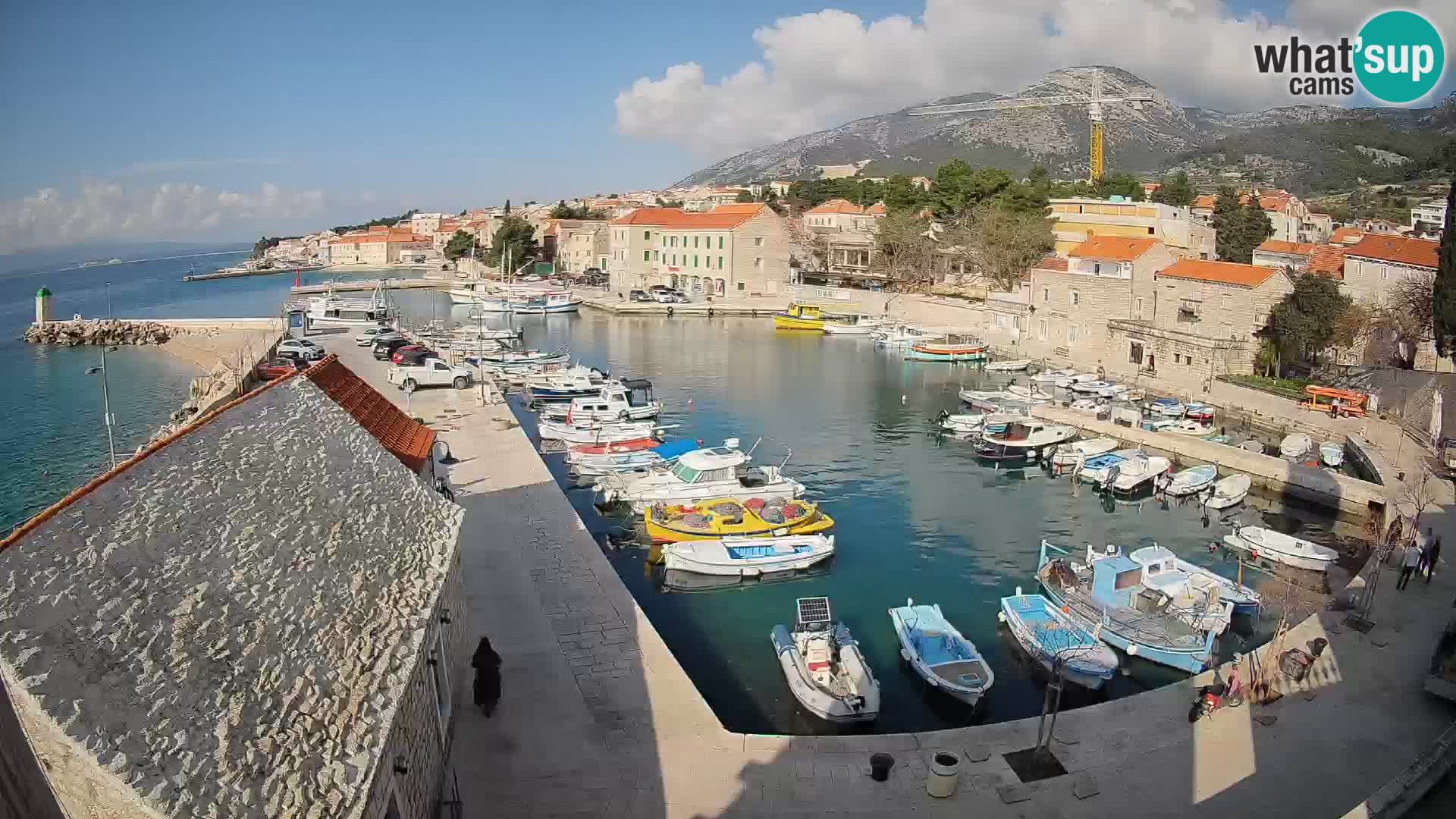 Webcam Bol Harbour – Live View of Bol Riva & Marina