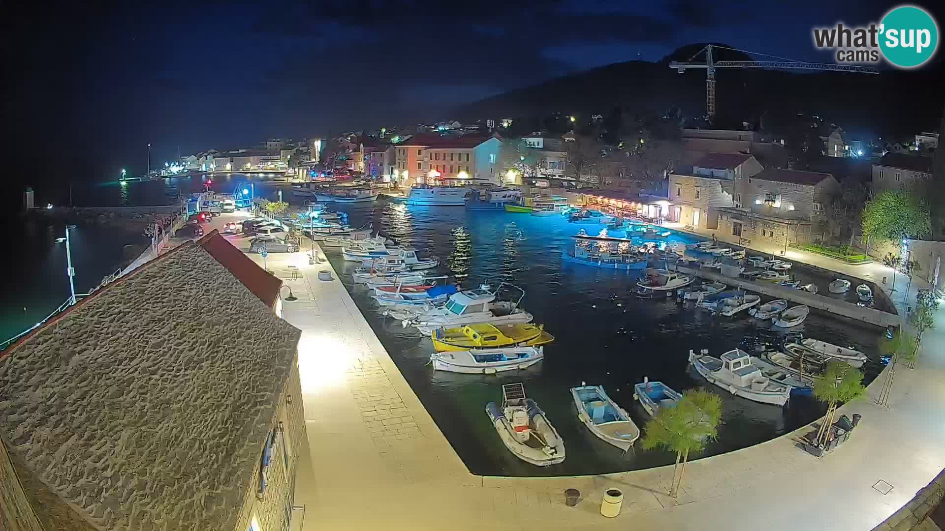 Webcam Bol Hafen – Liveblick auf Bol Riva & Marina