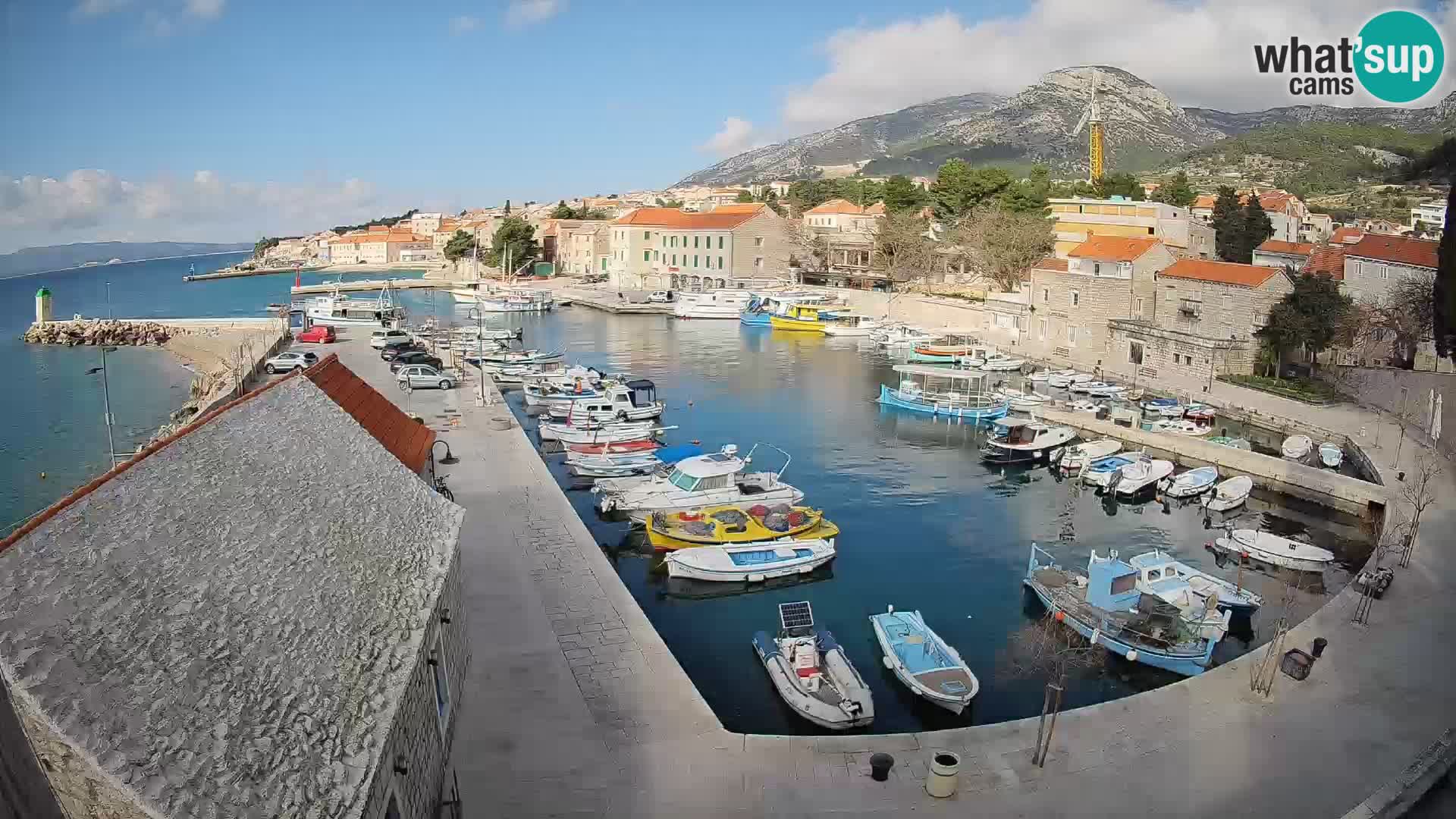 Webcam Bol Hafen – Liveblick auf Bol Riva & Marina