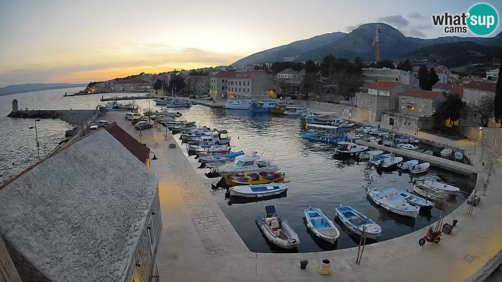 Webcam Puerto de Bol – Vista en directo de la Riva y Marina