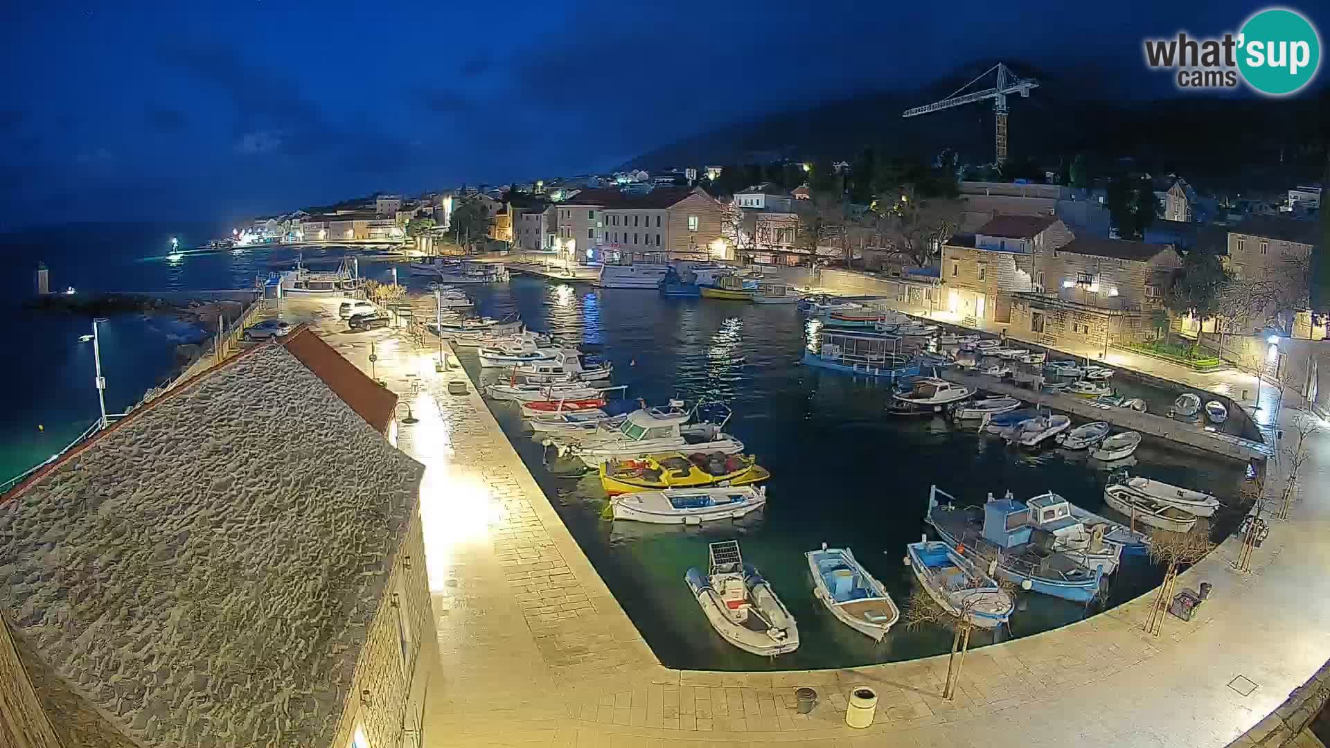 Webcam Bol Harbour – Live View of Bol Riva & Marina