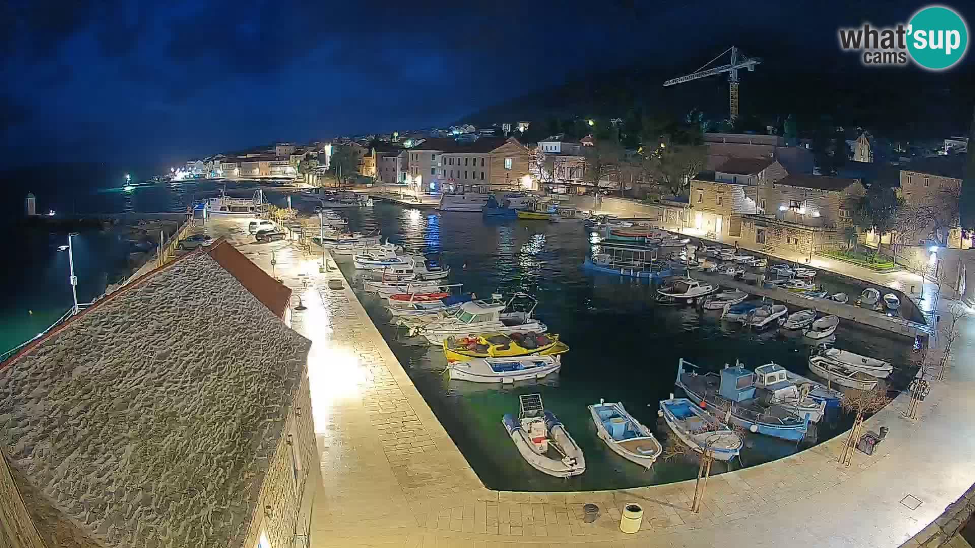 Webcam Bol Harbour – Live View of Bol Riva & Marina
