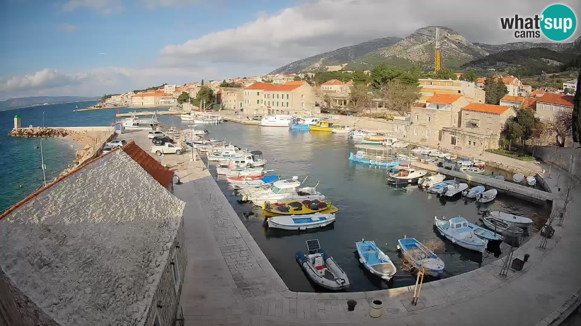 Webcam Bol Harbour – Live View of Bol Riva & Marina