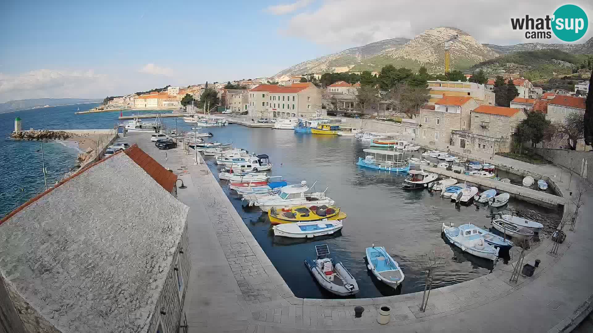 Webcam Bol Hafen – Liveblick auf Bol Riva & Marina