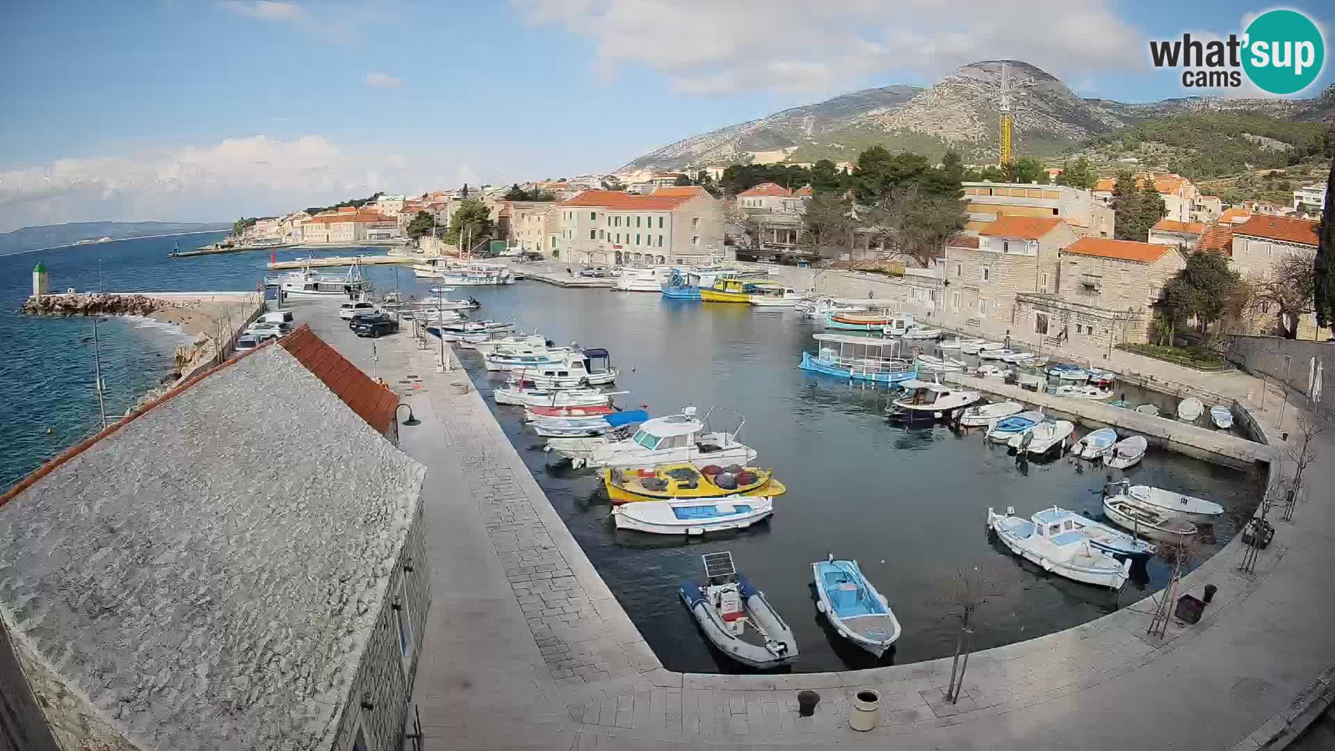 Webcam Bol Harbour – Live View of Bol Riva & Marina