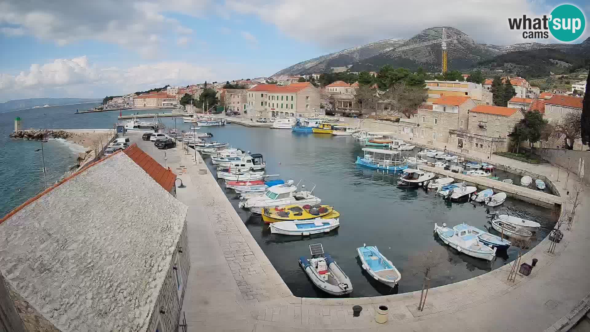 Webcam Bol Harbour – Live View of Bol Riva & Marina