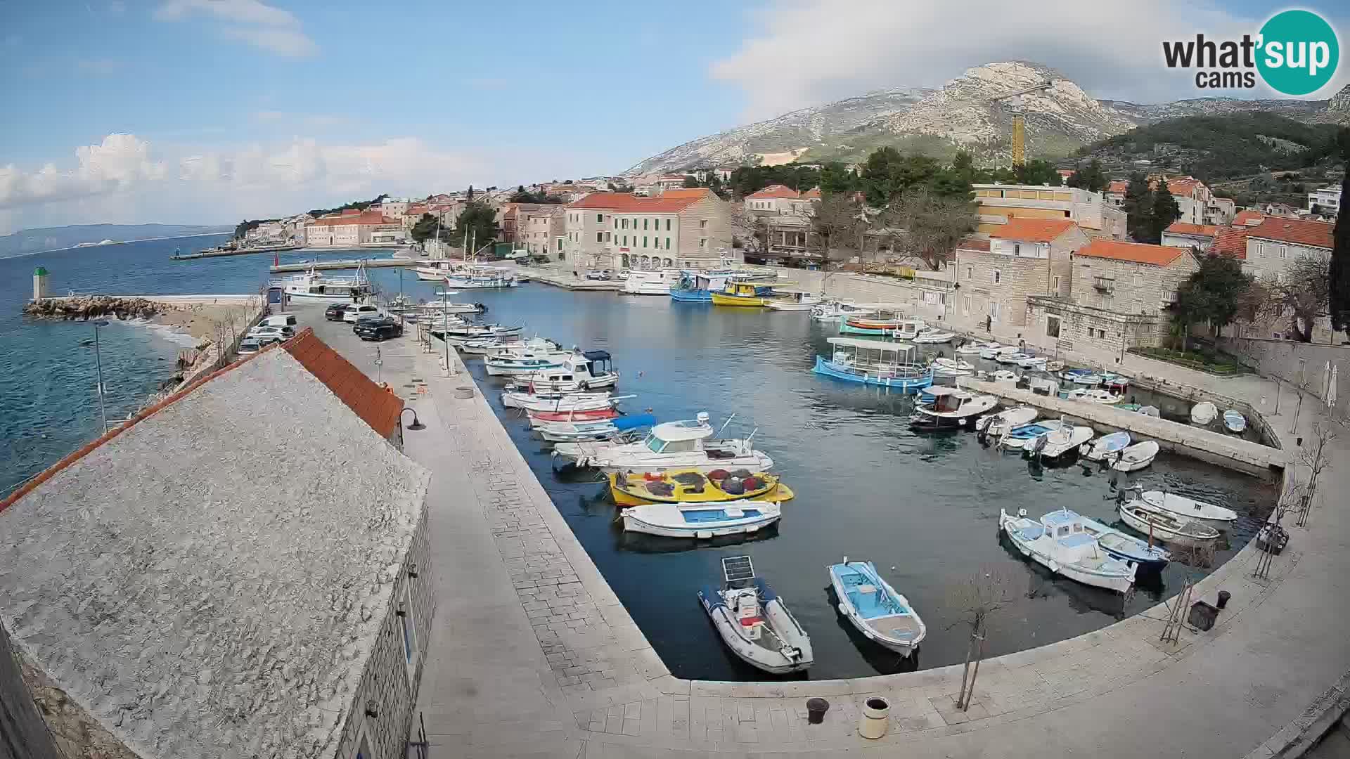 Webcam Bol Harbour – Live View of Bol Riva & Marina