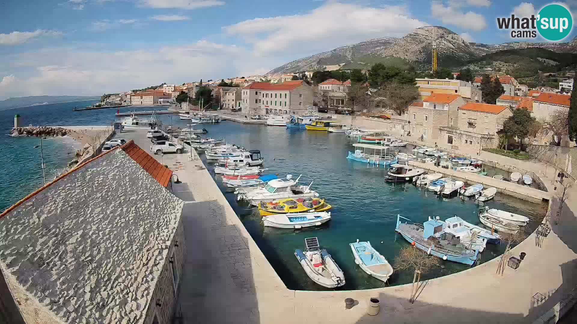 Webcam Bol Harbour – Live View of Bol Riva & Marina