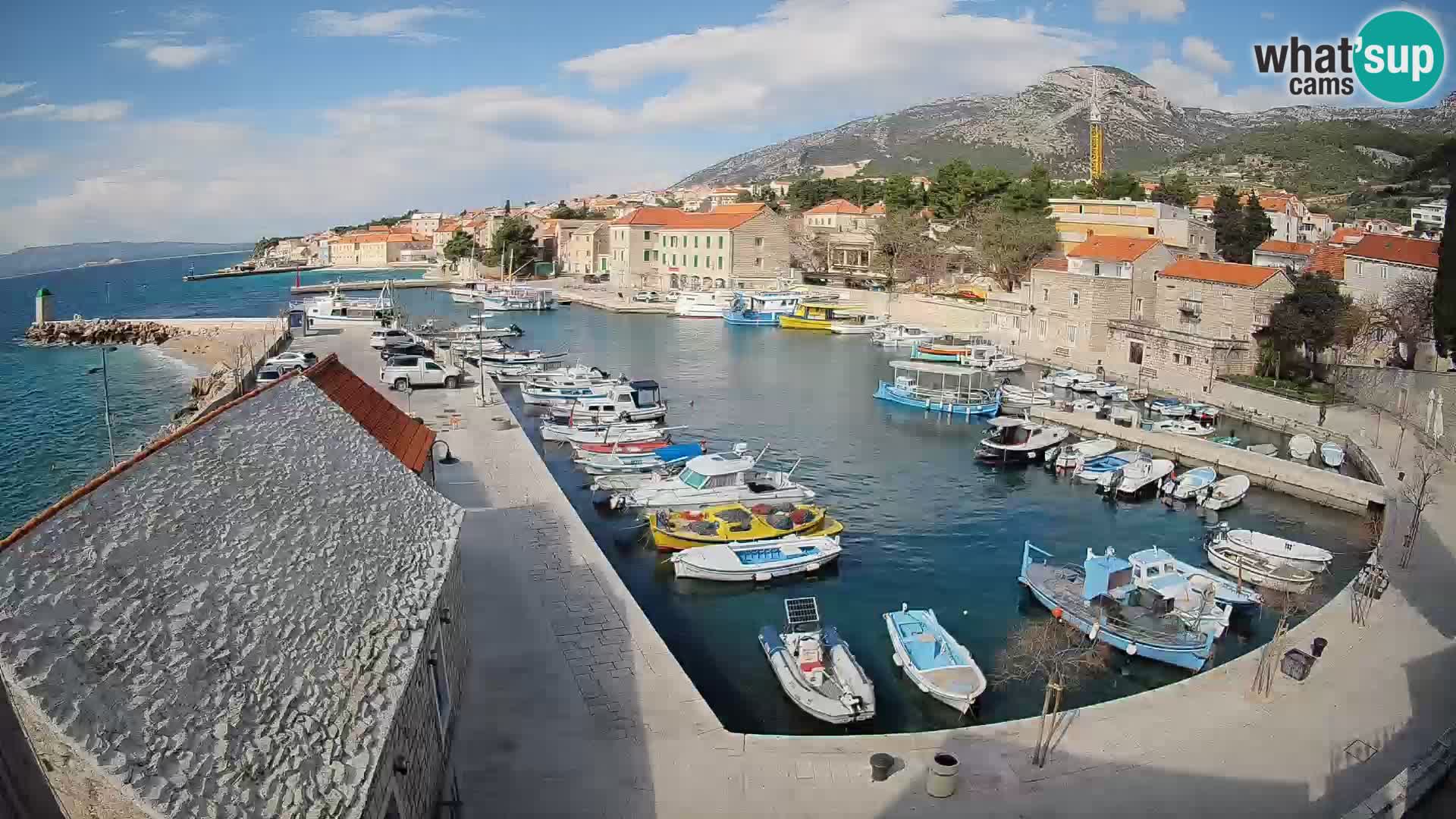 Webcam Bol Hafen – Liveblick auf Bol Riva & Marina
