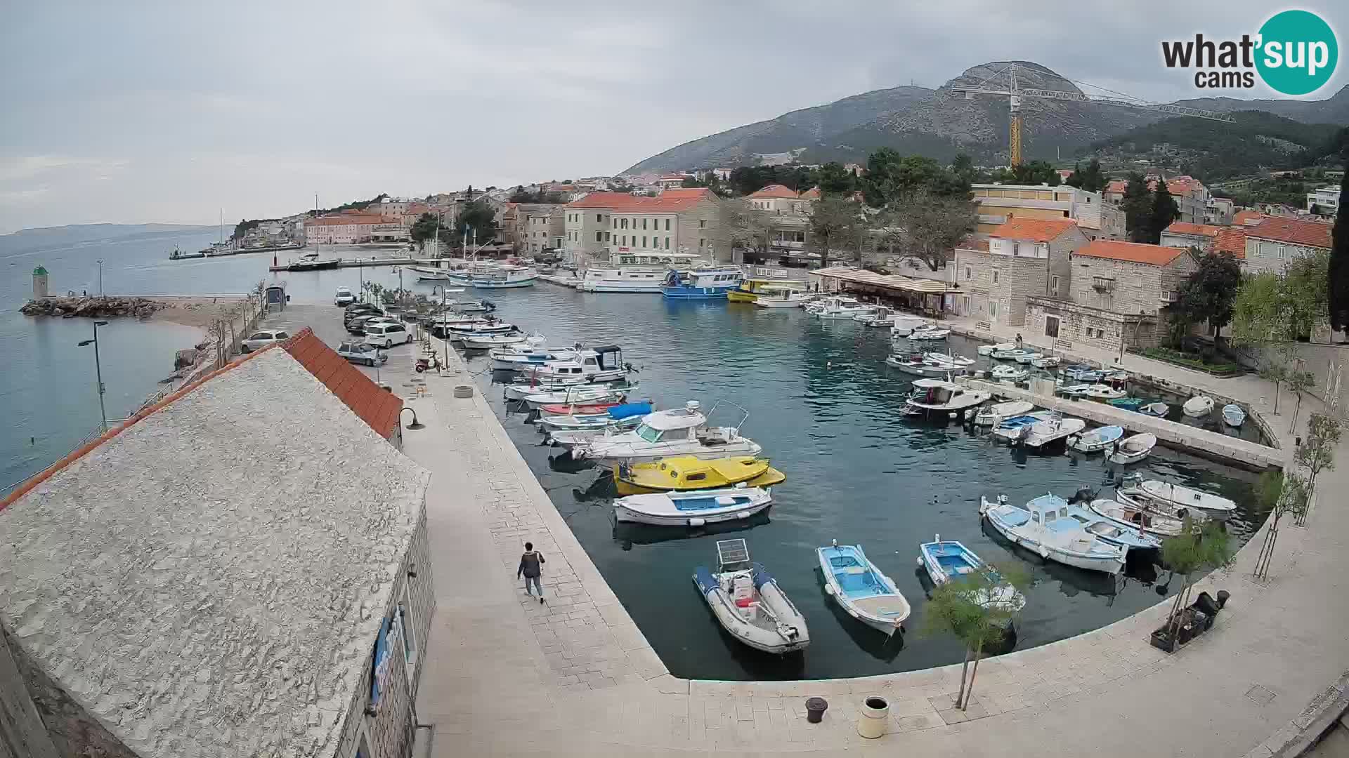 Webcam Bol Hafen – Liveblick auf Bol Riva & Marina