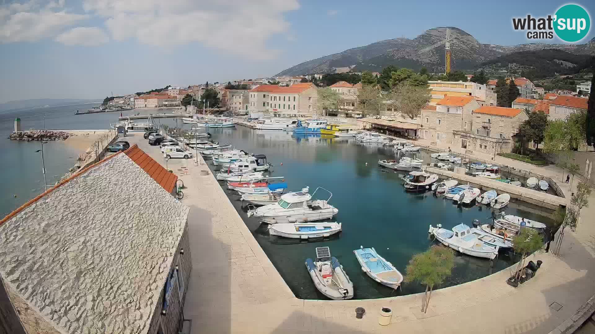 Webcam Bol Harbour – Live View of Bol Riva & Marina