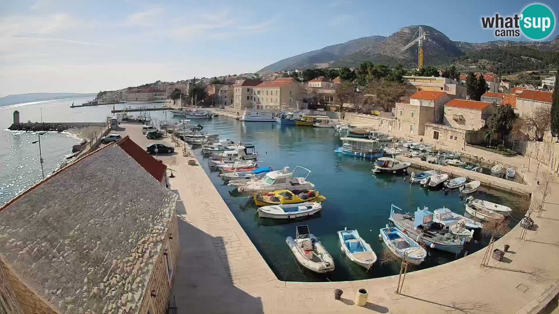 Webcam Bol Harbour – Live View of Bol Riva & Marina