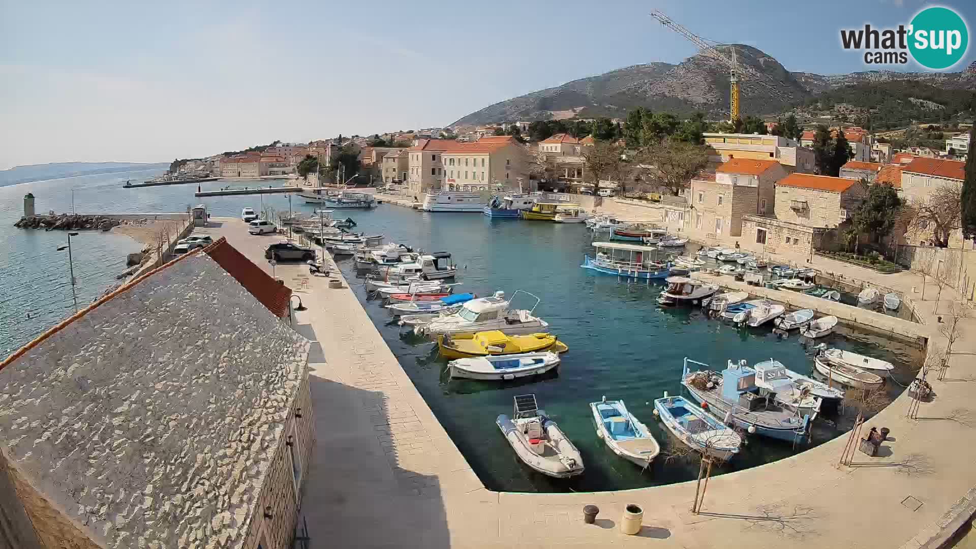 Webcam Bol Harbour – Live View of Bol Riva & Marina