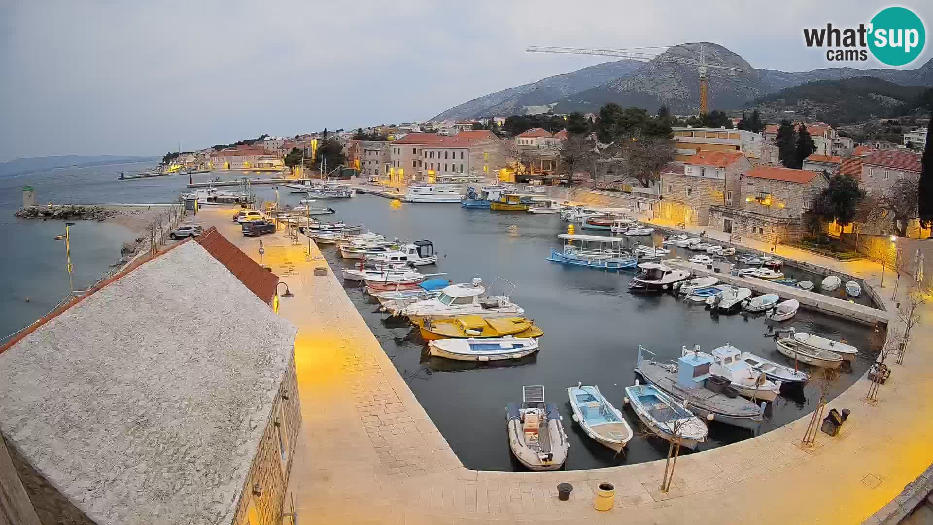 Webcam Bol Harbour – Live View of Bol Riva & Marina