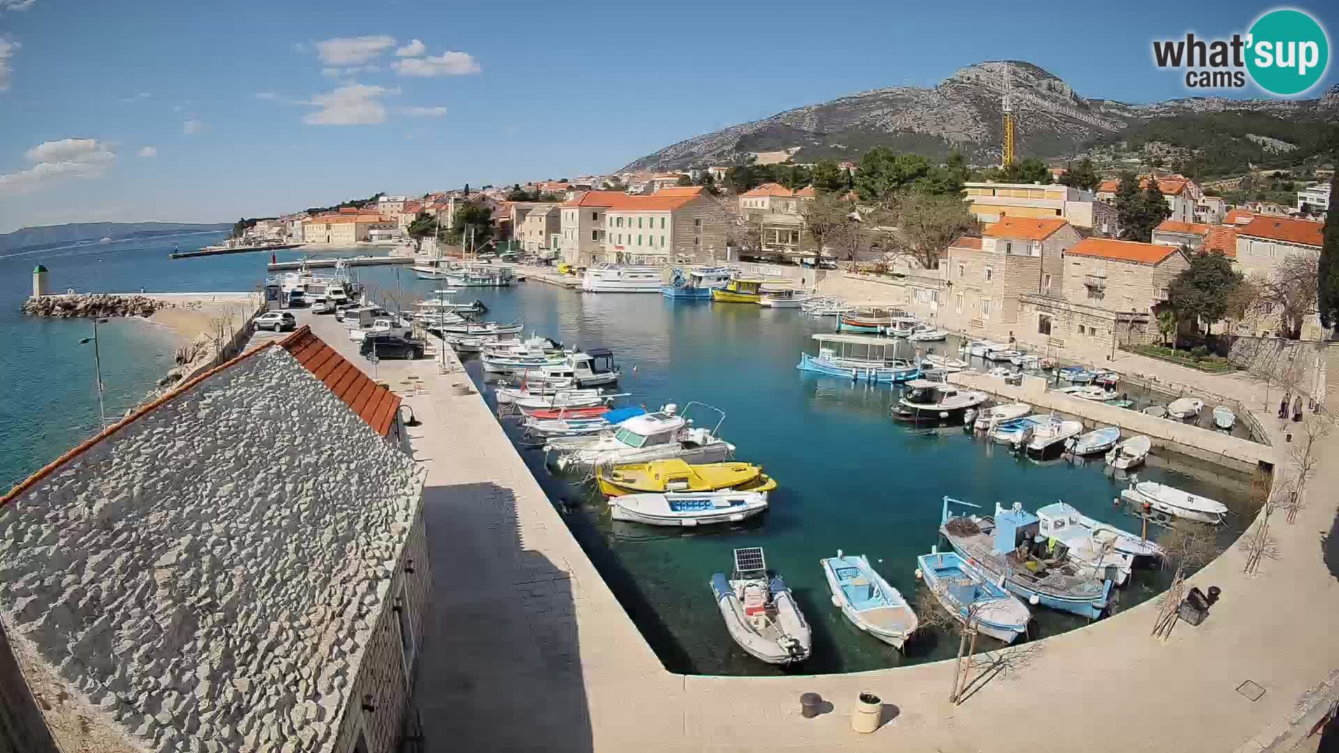 Webcam Bol Harbour – Live View of Bol Riva & Marina