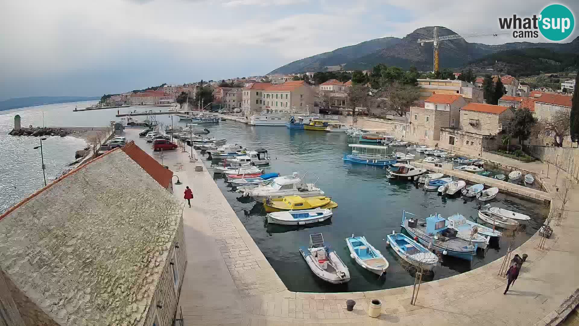 Webcam Bol Hafen – Liveblick auf Bol Riva & Marina