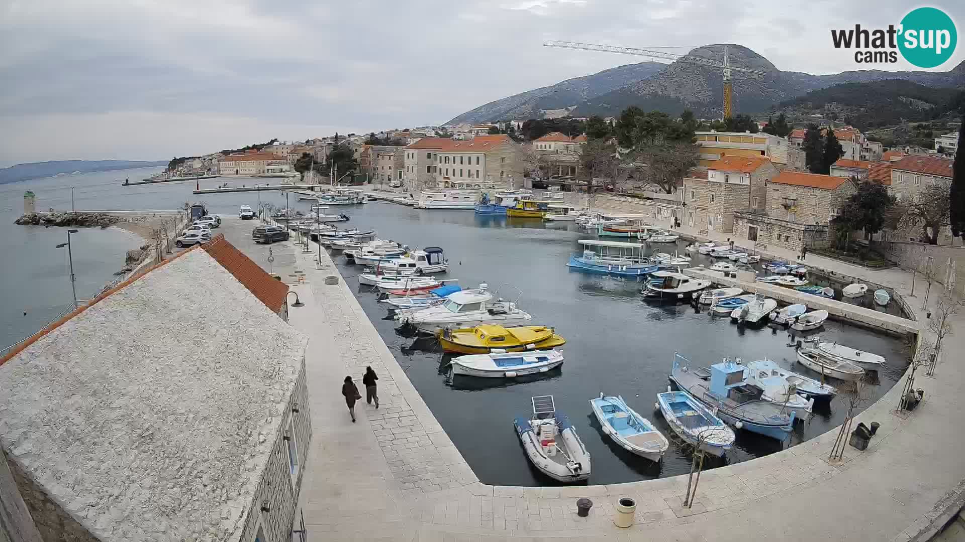 Webcam Bol Harbour – Live View of Bol Riva & Marina