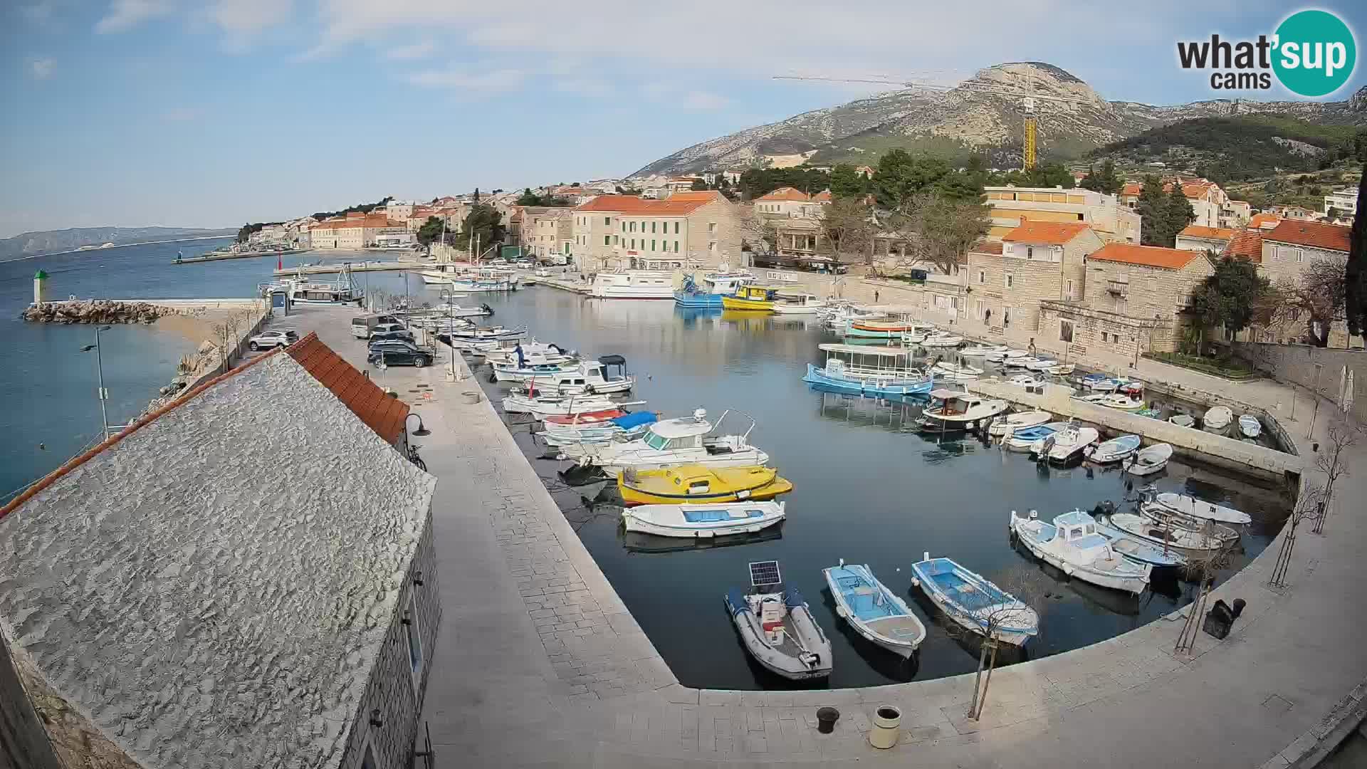 Webcam Bol Harbour – Live View of Bol Riva & Marina