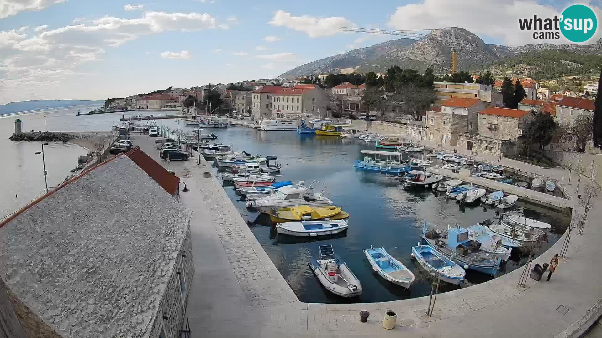 Webcam Bol Harbour – Live View of Bol Riva & Marina