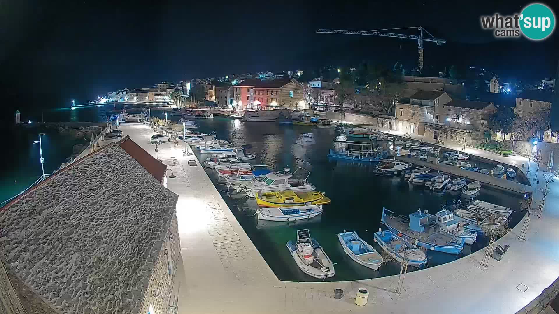 Webcam Bol Harbour – Live View of Bol Riva & Marina