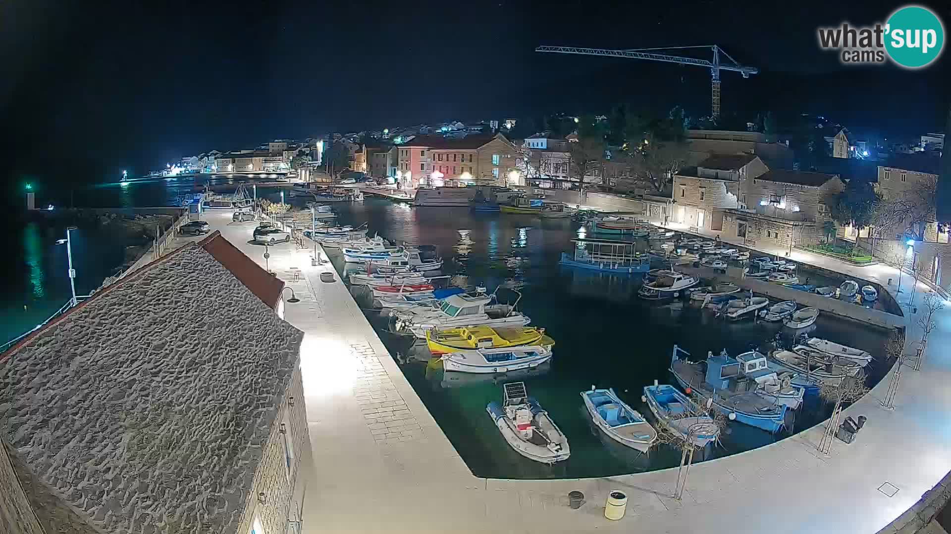 Webcam Bol Harbour – Live View of Bol Riva & Marina