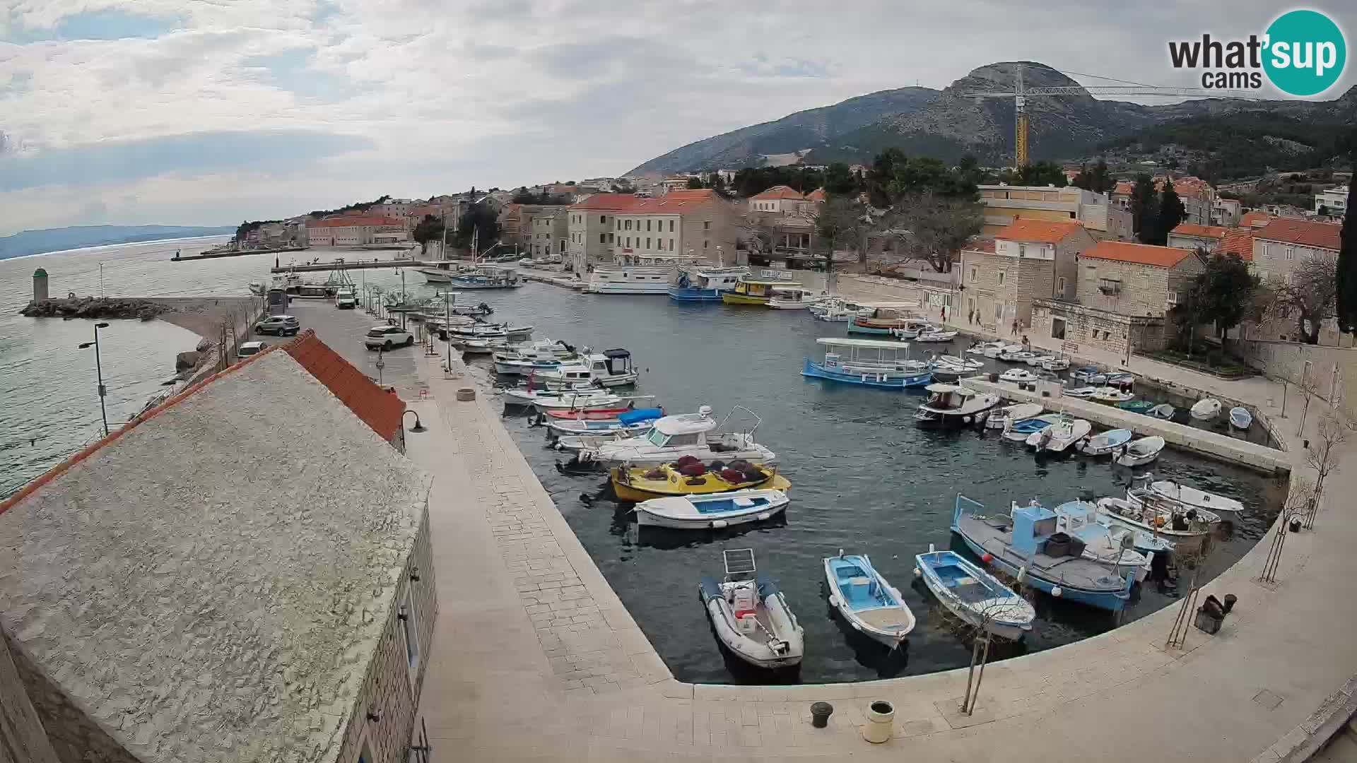 Webcam Bol Hafen – Liveblick auf Bol Riva & Marina