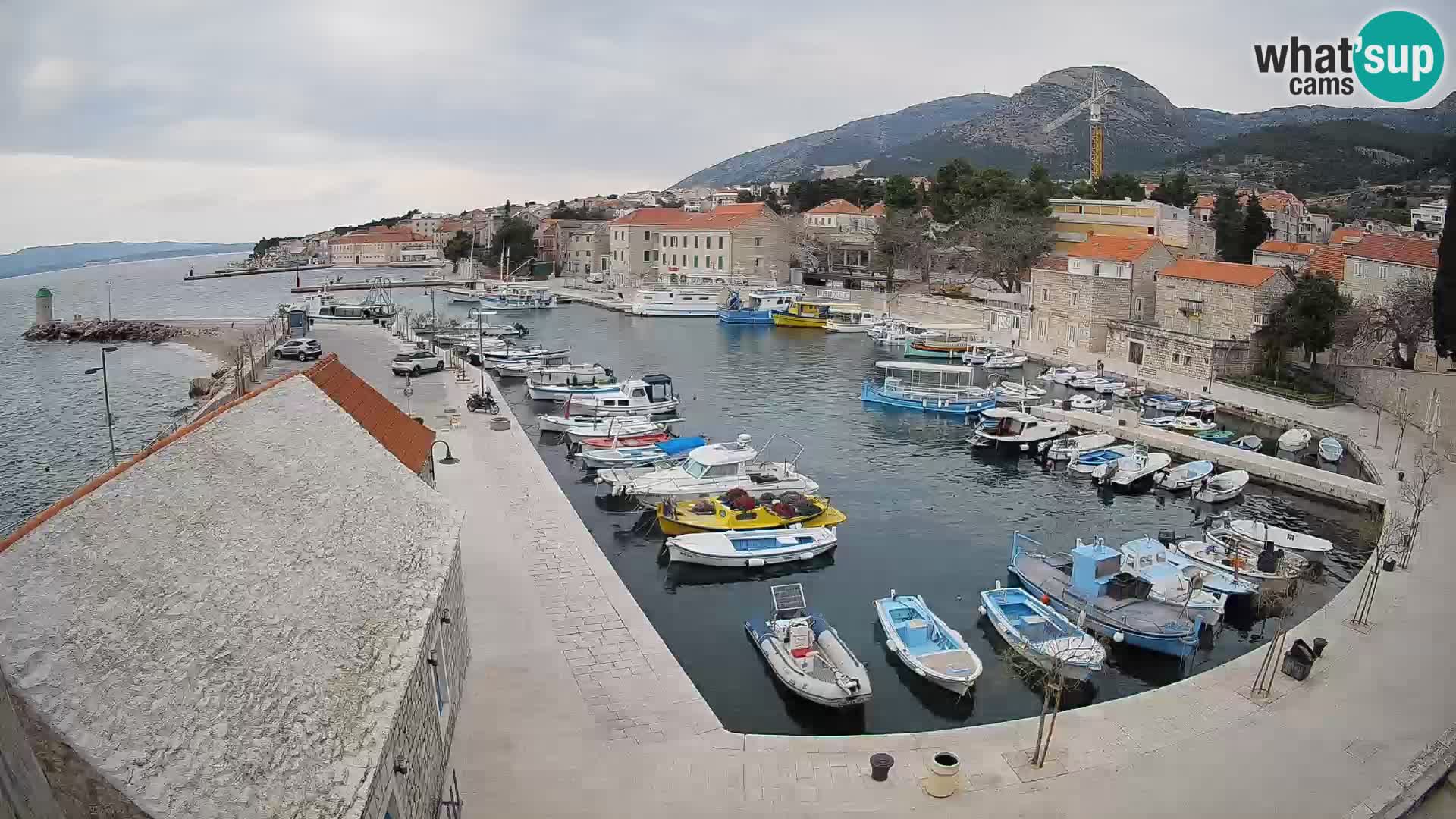 Webcam Bol Harbour – Live View of Bol Riva & Marina