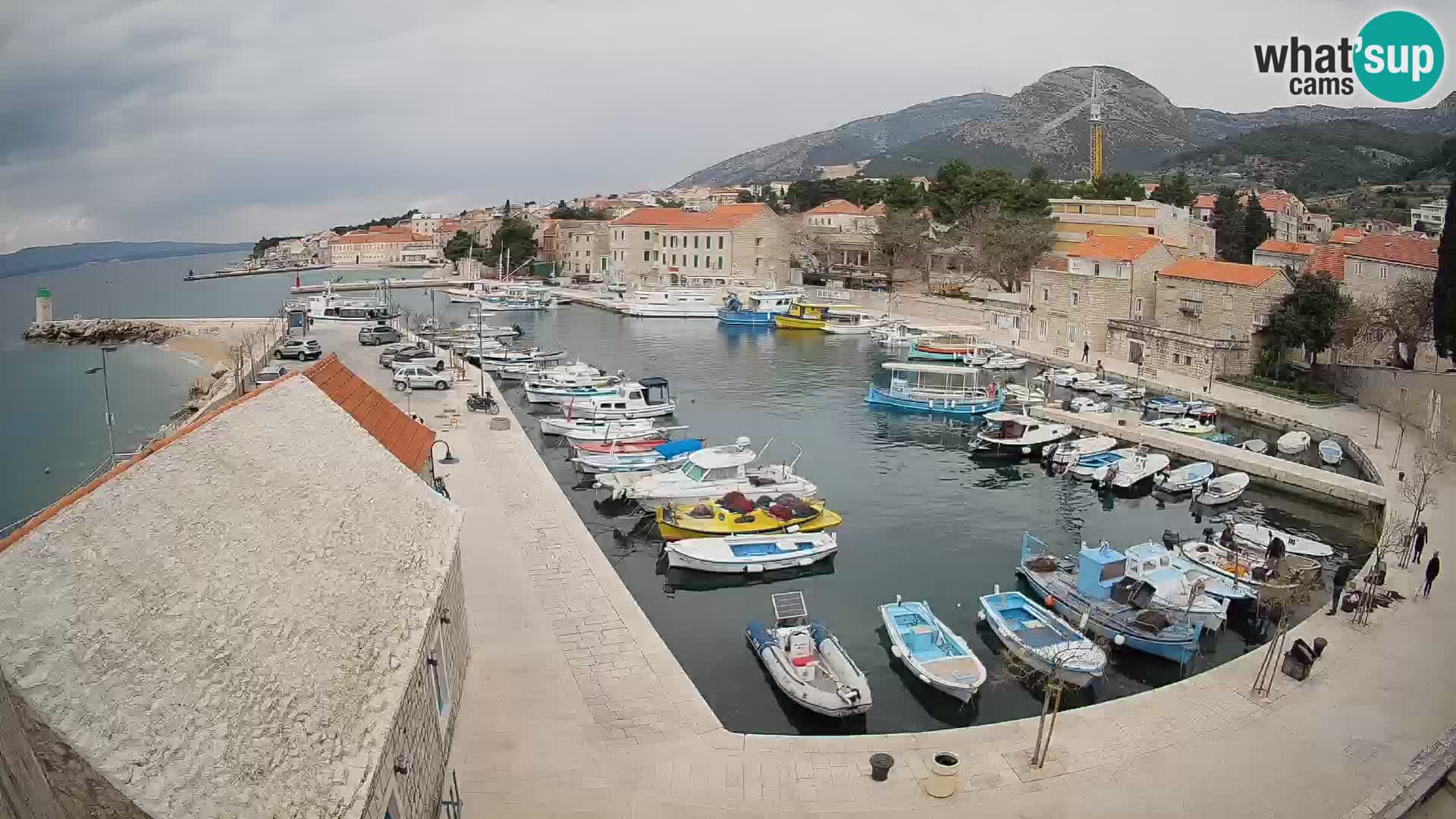 Webcam Bol Harbour – Live View of Bol Riva & Marina