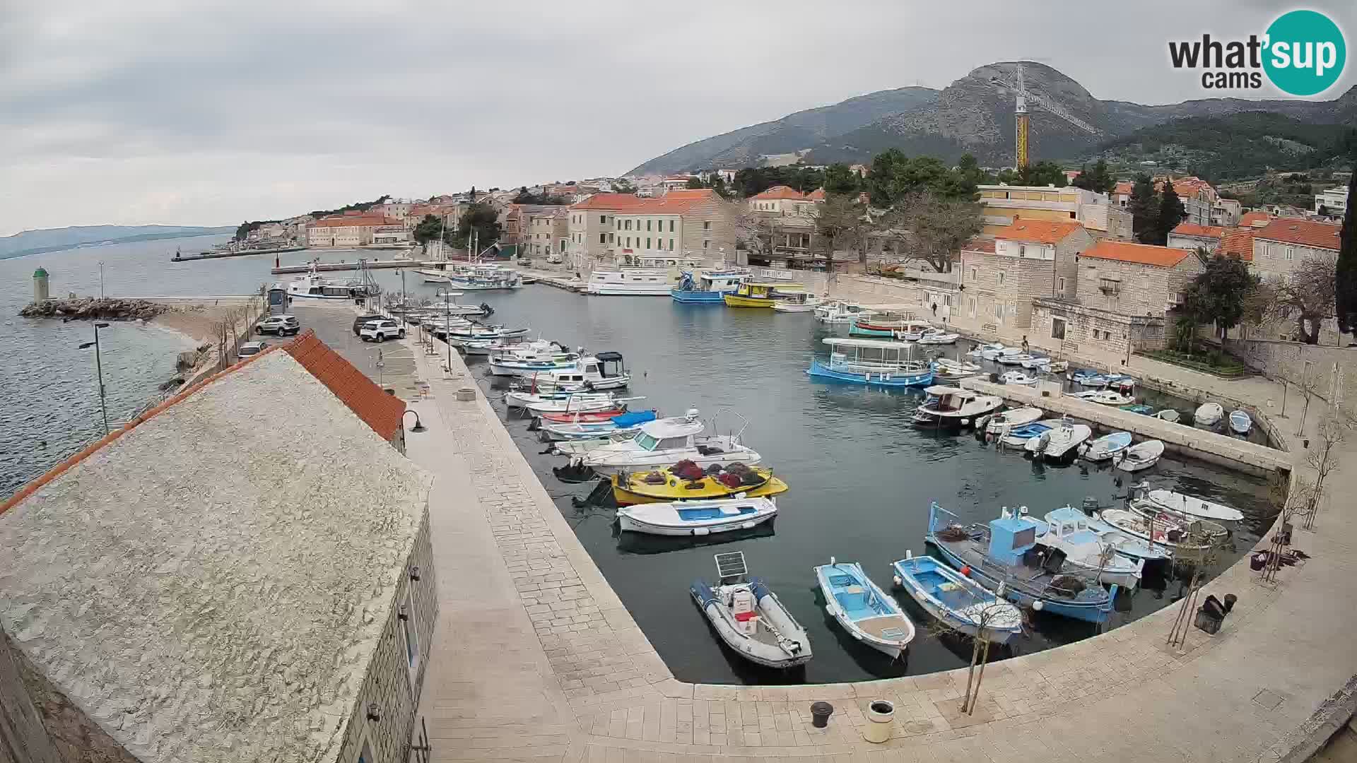 Webcam Bol Harbour – Live View of Bol Riva & Marina