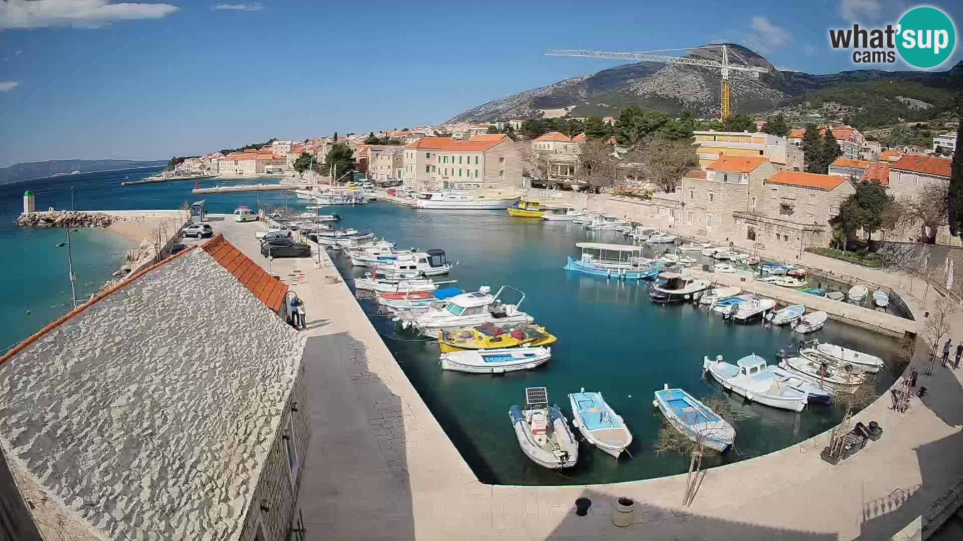 Webcam Bol Harbour – Live View of Bol Riva & Marina