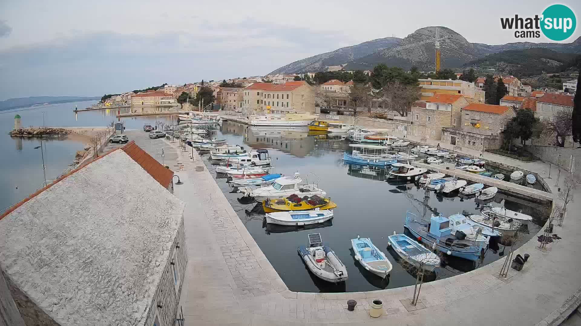 Webcam Bol Harbour – Live View of Bol Riva & Marina