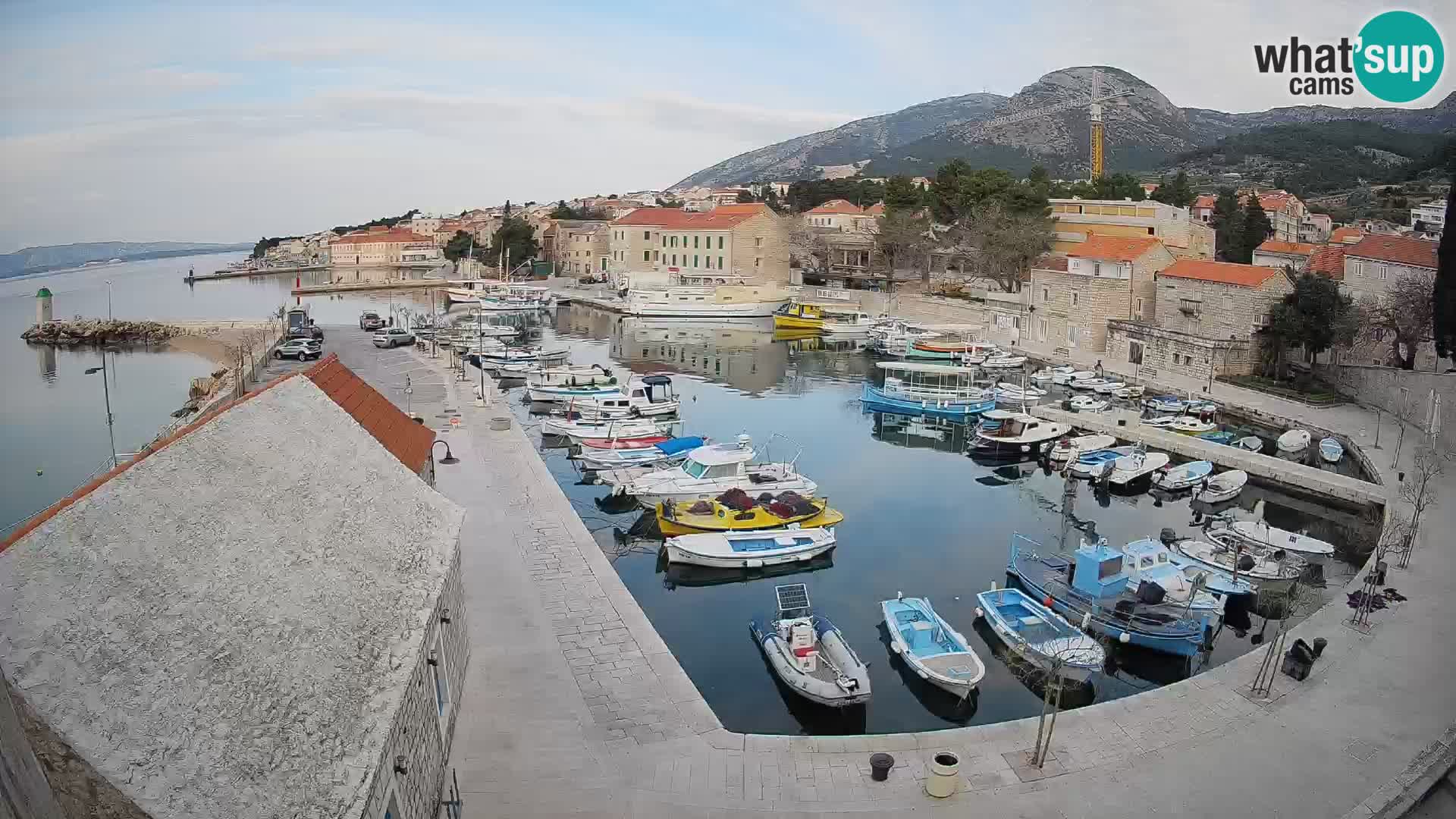 Webcam Bol Hafen – Liveblick auf Bol Riva & Marina