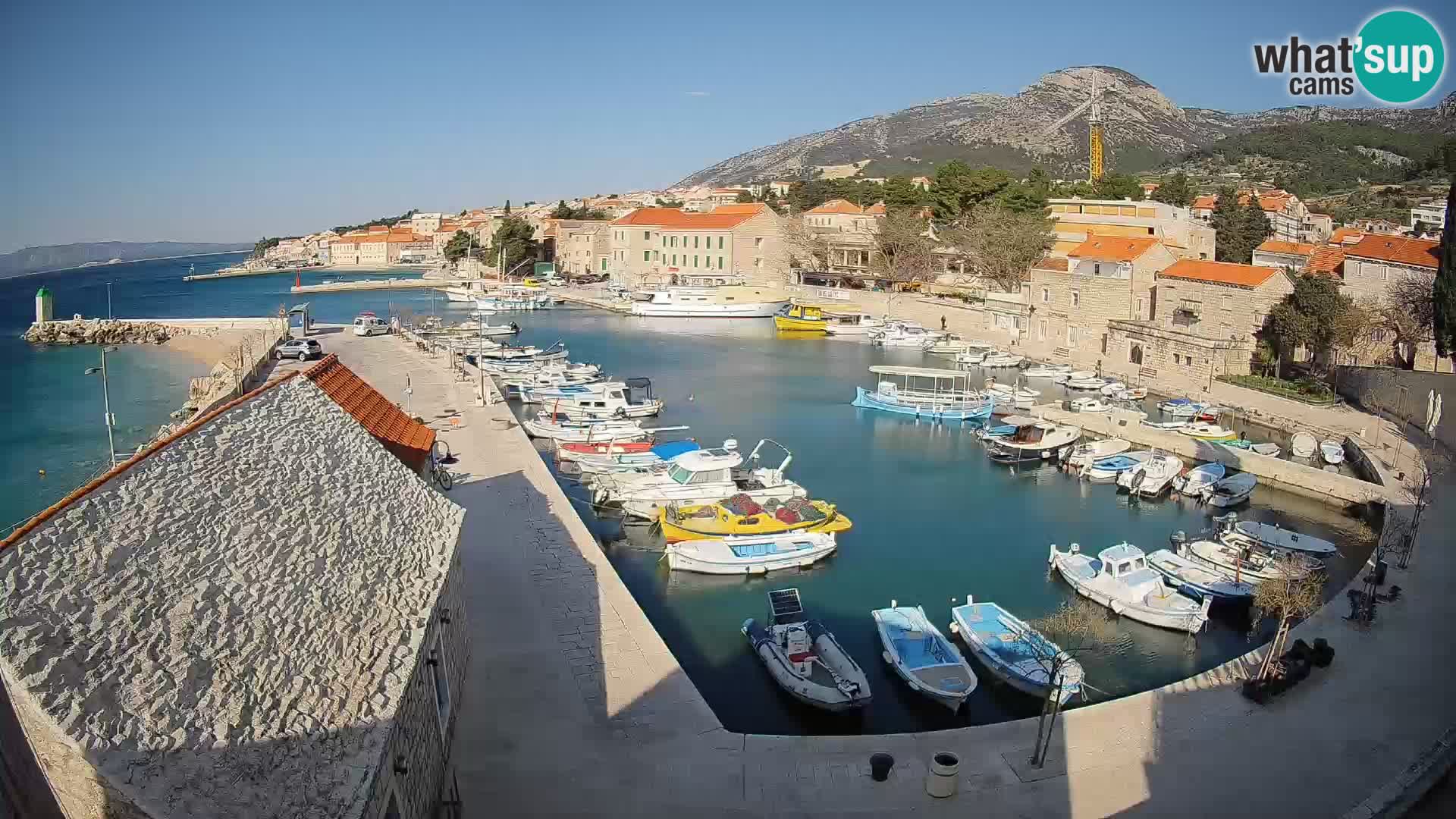 Webcam Bol Harbour – Live View of Bol Riva & Marina