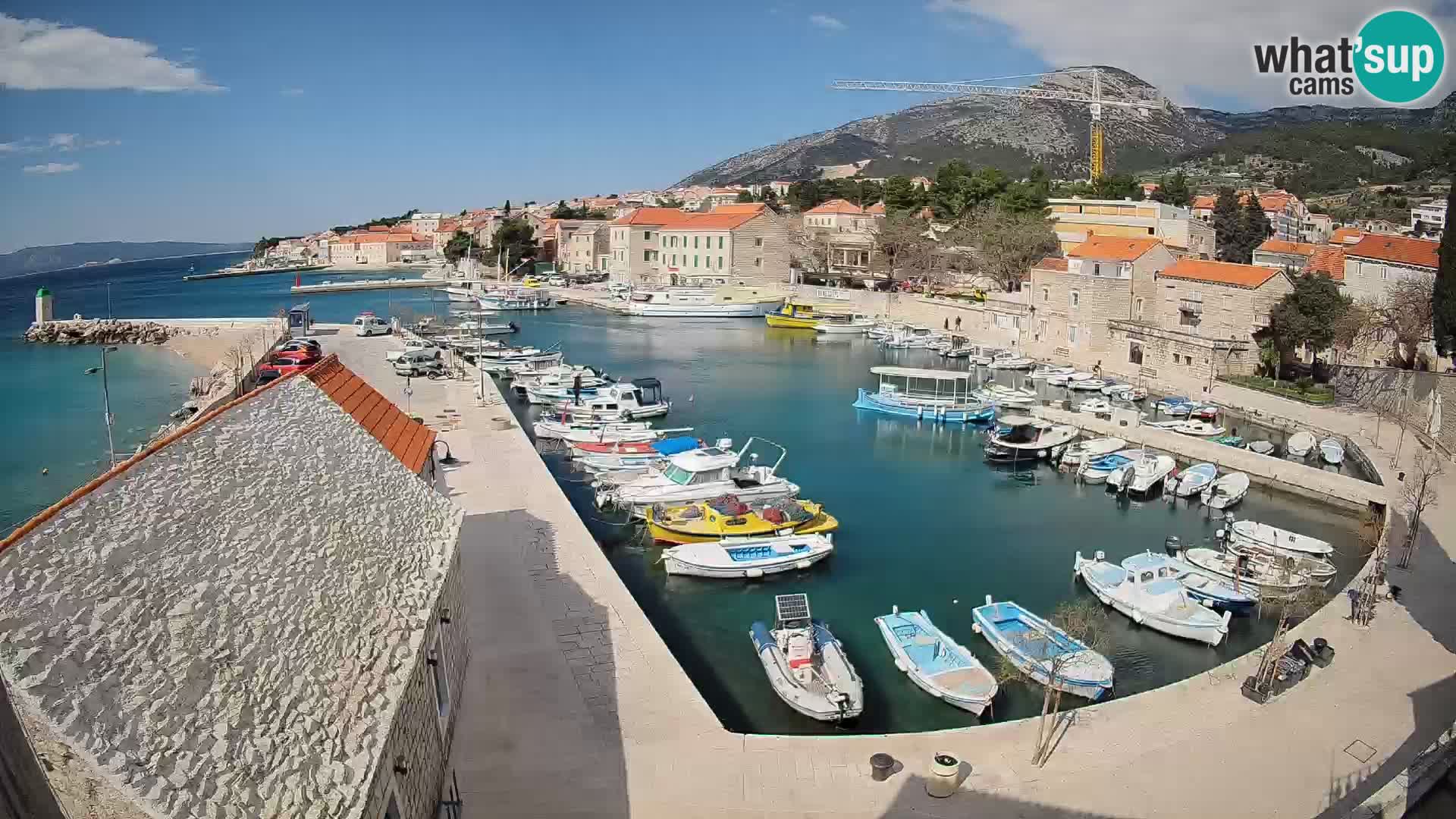 Webcam Bol Harbour – Live View of Bol Riva & Marina