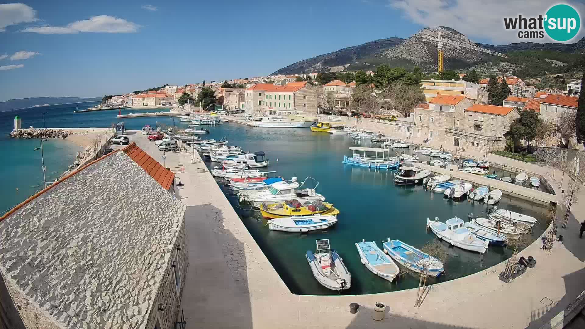 Webcam Bol Hafen – Liveblick auf Bol Riva & Marina