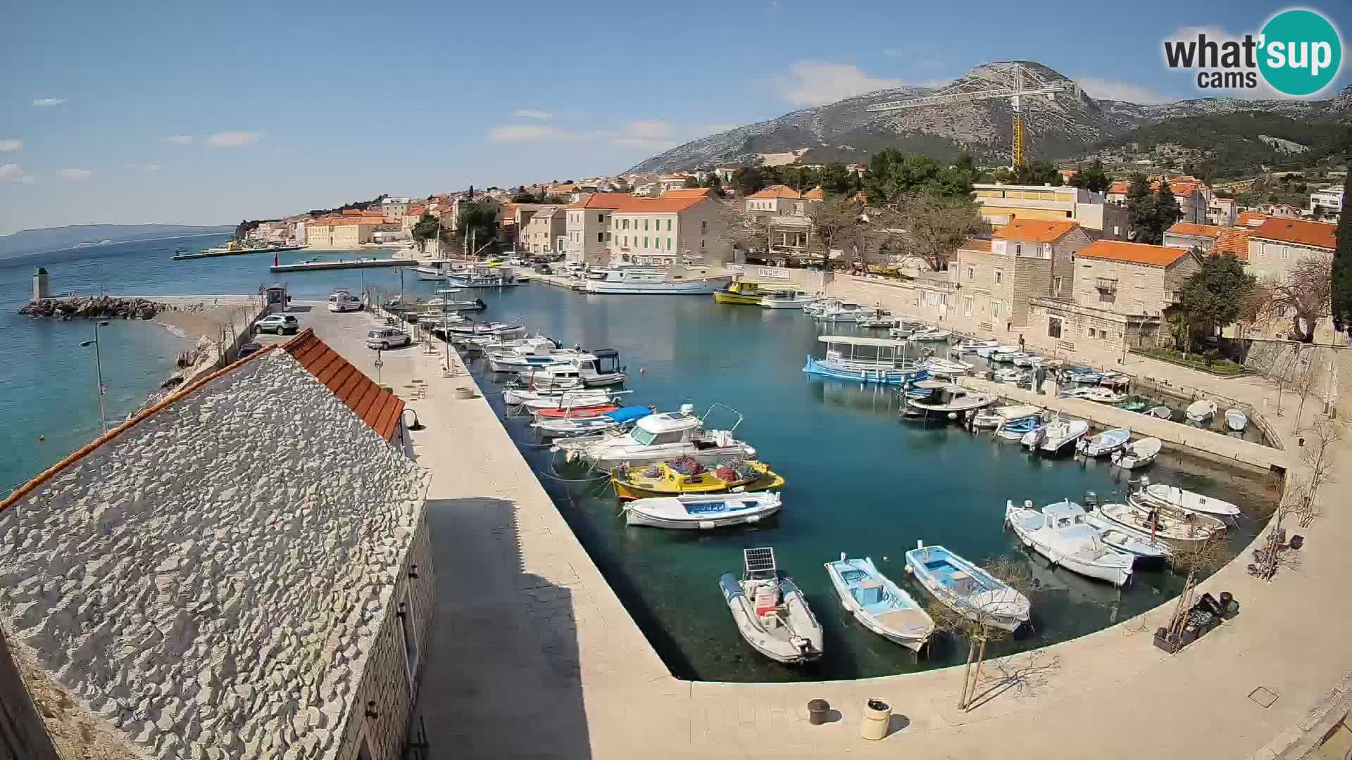 Webcam Bol Harbour – Live View of Bol Riva & Marina