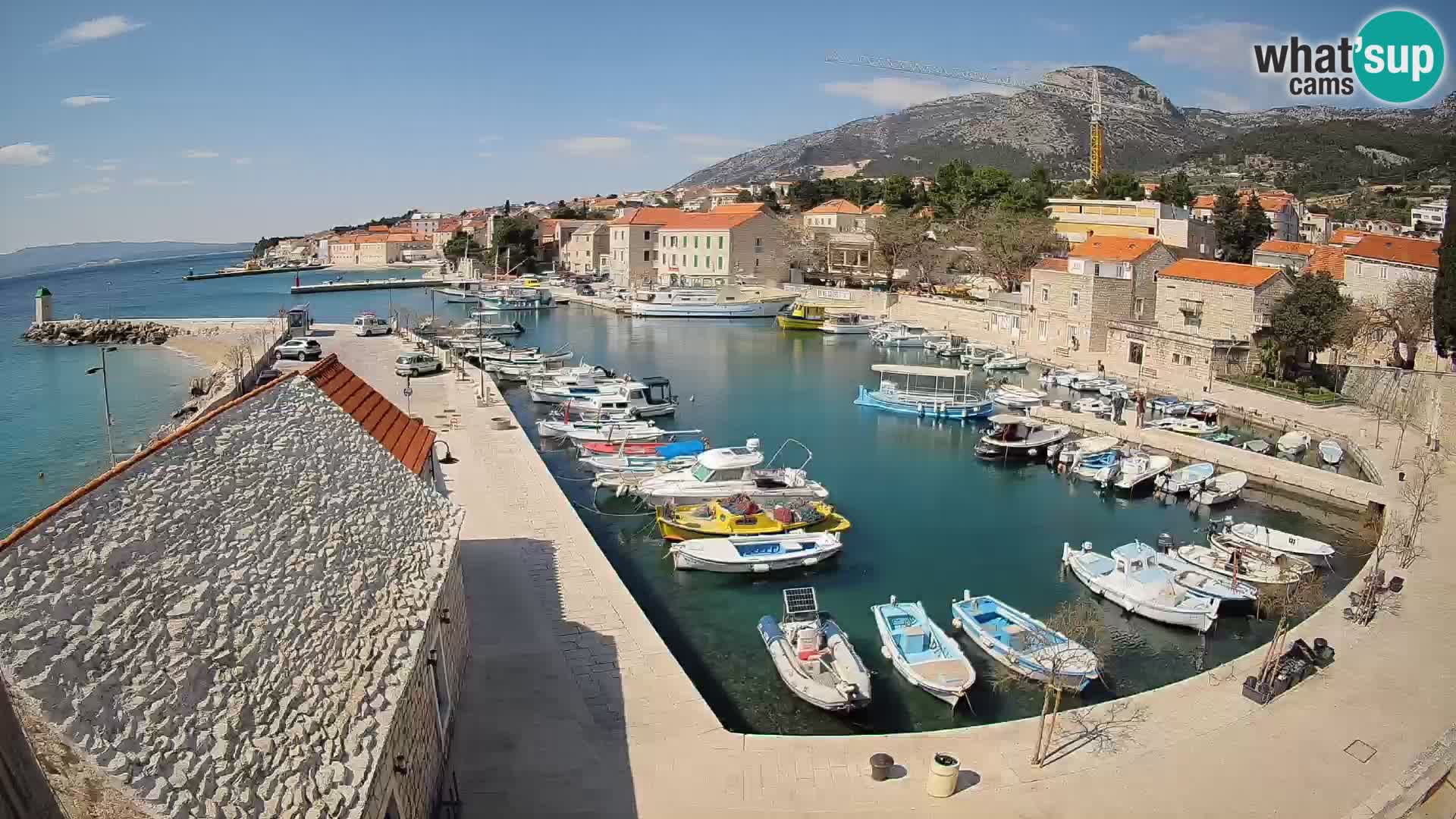 Webcam Bol Harbour – Live View of Bol Riva & Marina