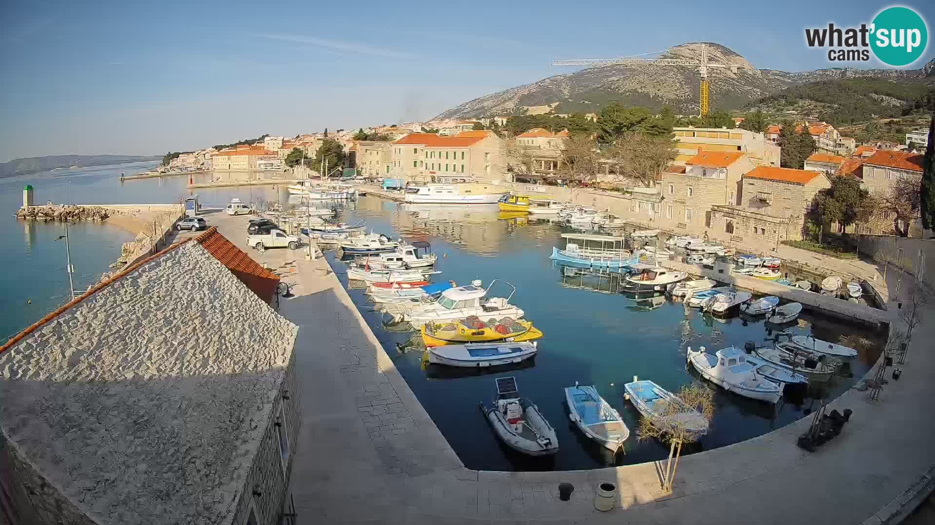 Webcam Bol Hafen – Liveblick auf Bol Riva & Marina