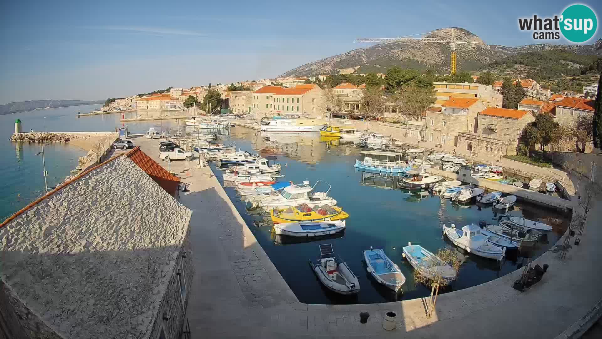 Webcam Bol Hafen – Liveblick auf Bol Riva & Marina