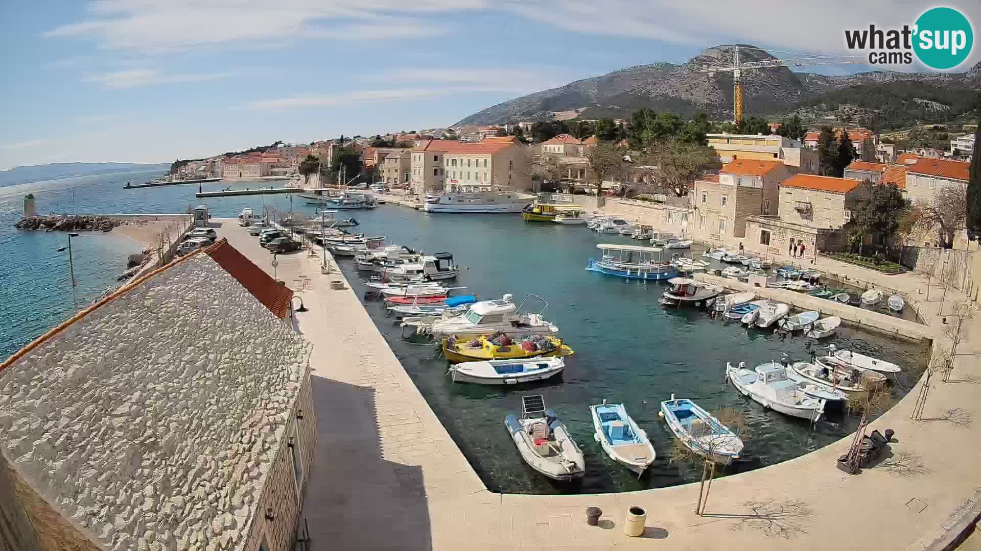 Webcam Bol Harbour – Live View of Bol Riva & Marina