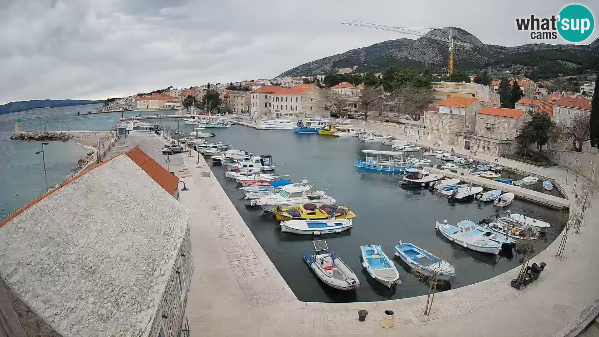 Webcam Bol Harbour – Live View of Bol Riva & Marina