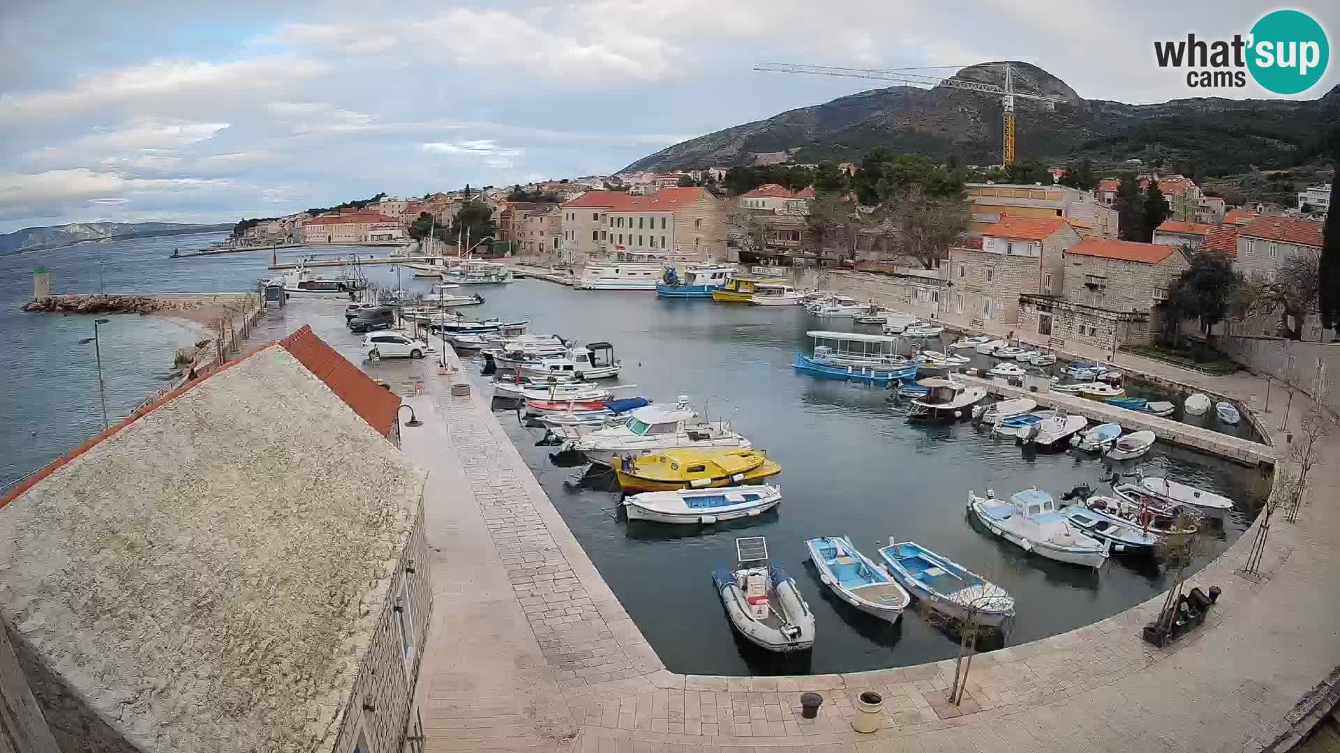 Webcam Bol Hafen – Liveblick auf Bol Riva & Marina