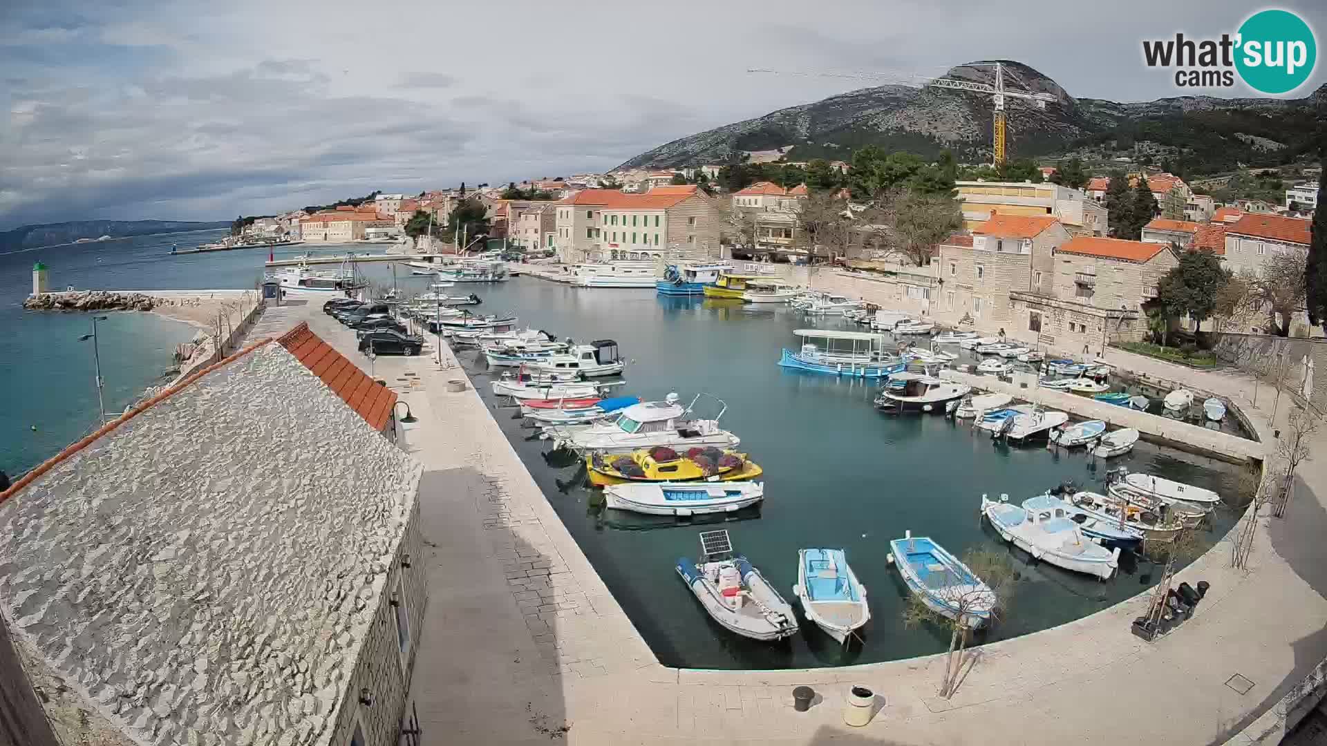 Webcam Bol Harbour – Live View of Bol Riva & Marina