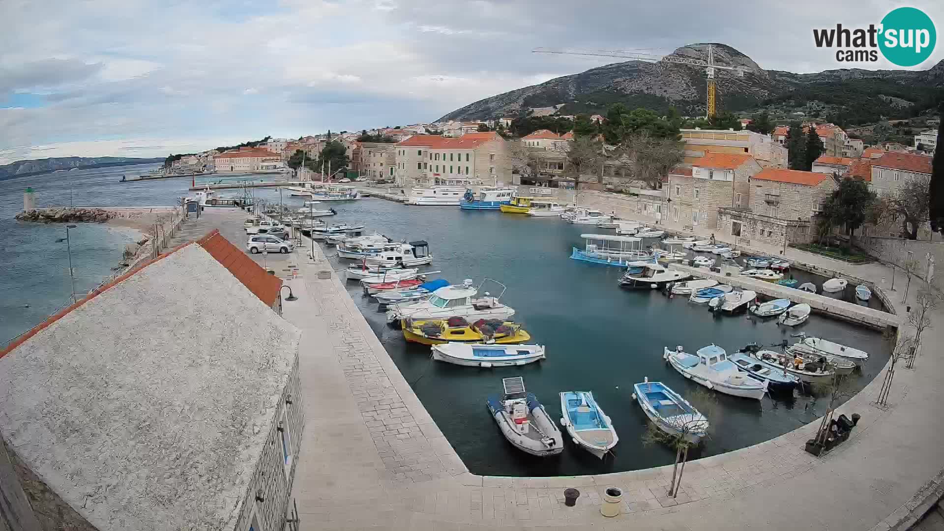 Webcam Bol Harbour – Live View of Bol Riva & Marina