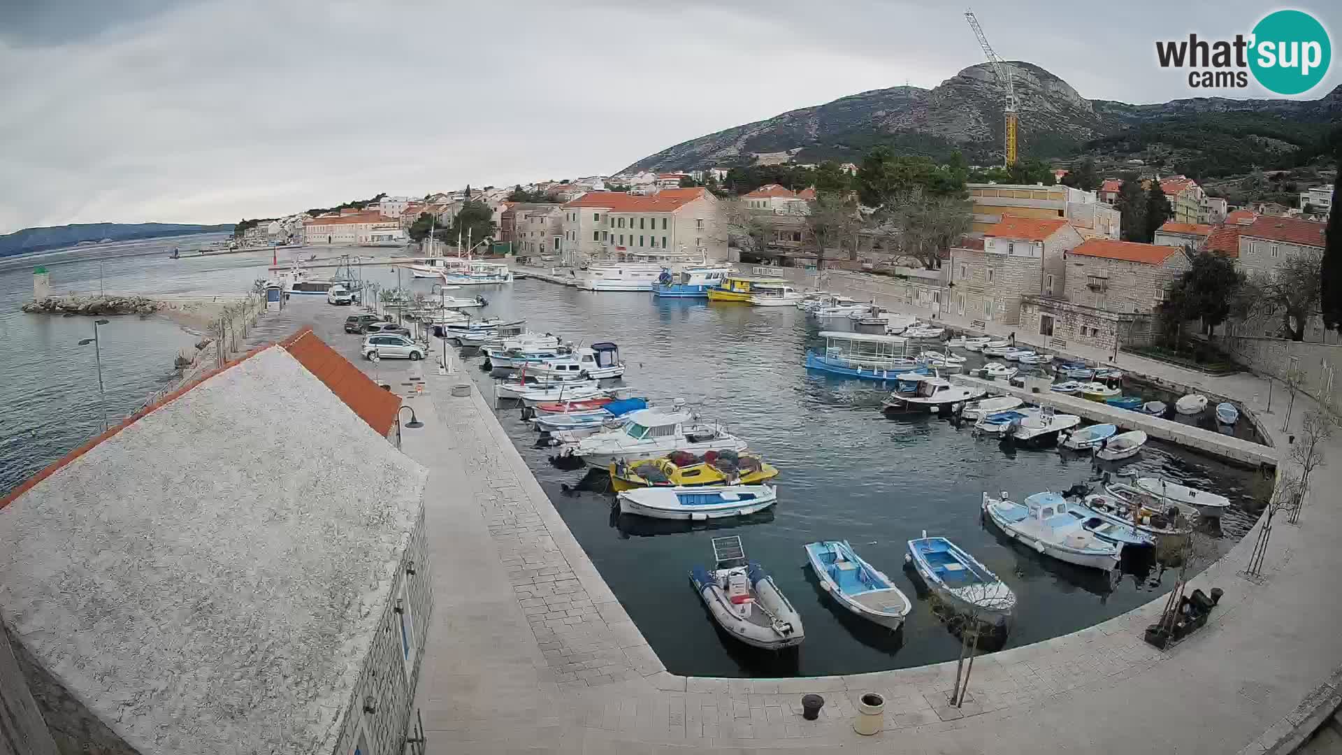 Webcam Bol Harbour – Live View of Bol Riva & Marina
