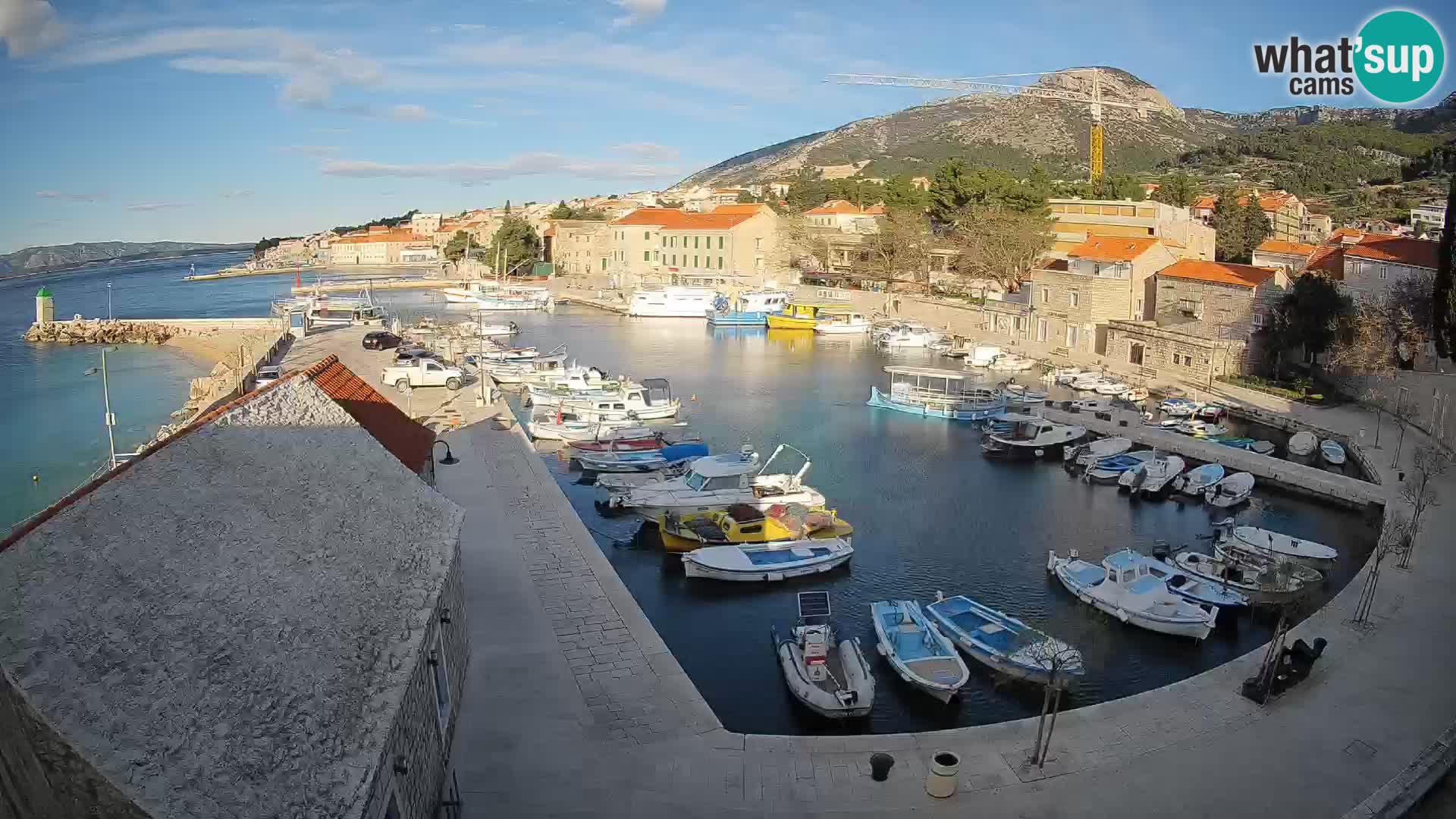Webcam Bol Hafen – Liveblick auf Bol Riva & Marina